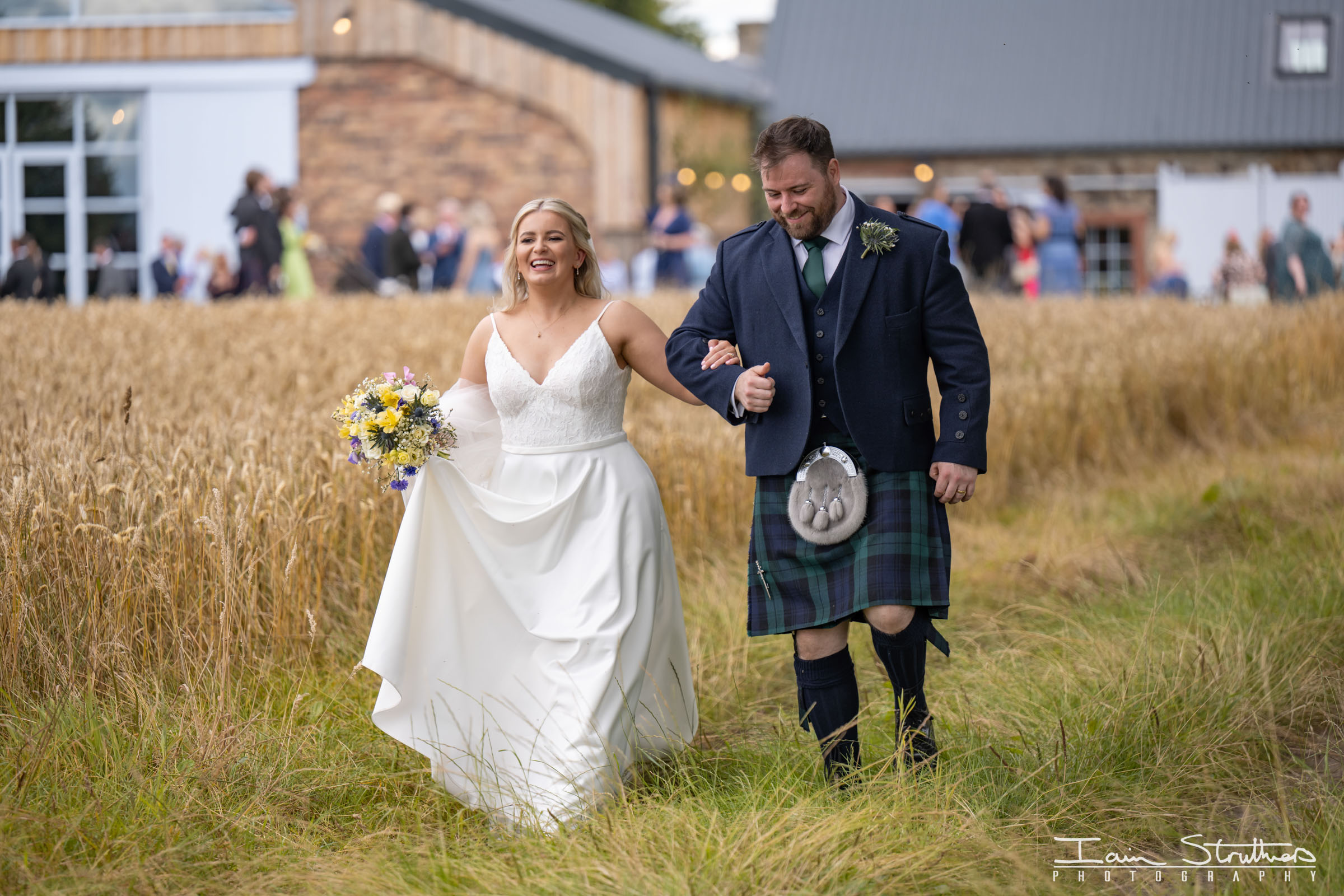 Catriona & Vinny wedding photograph 43