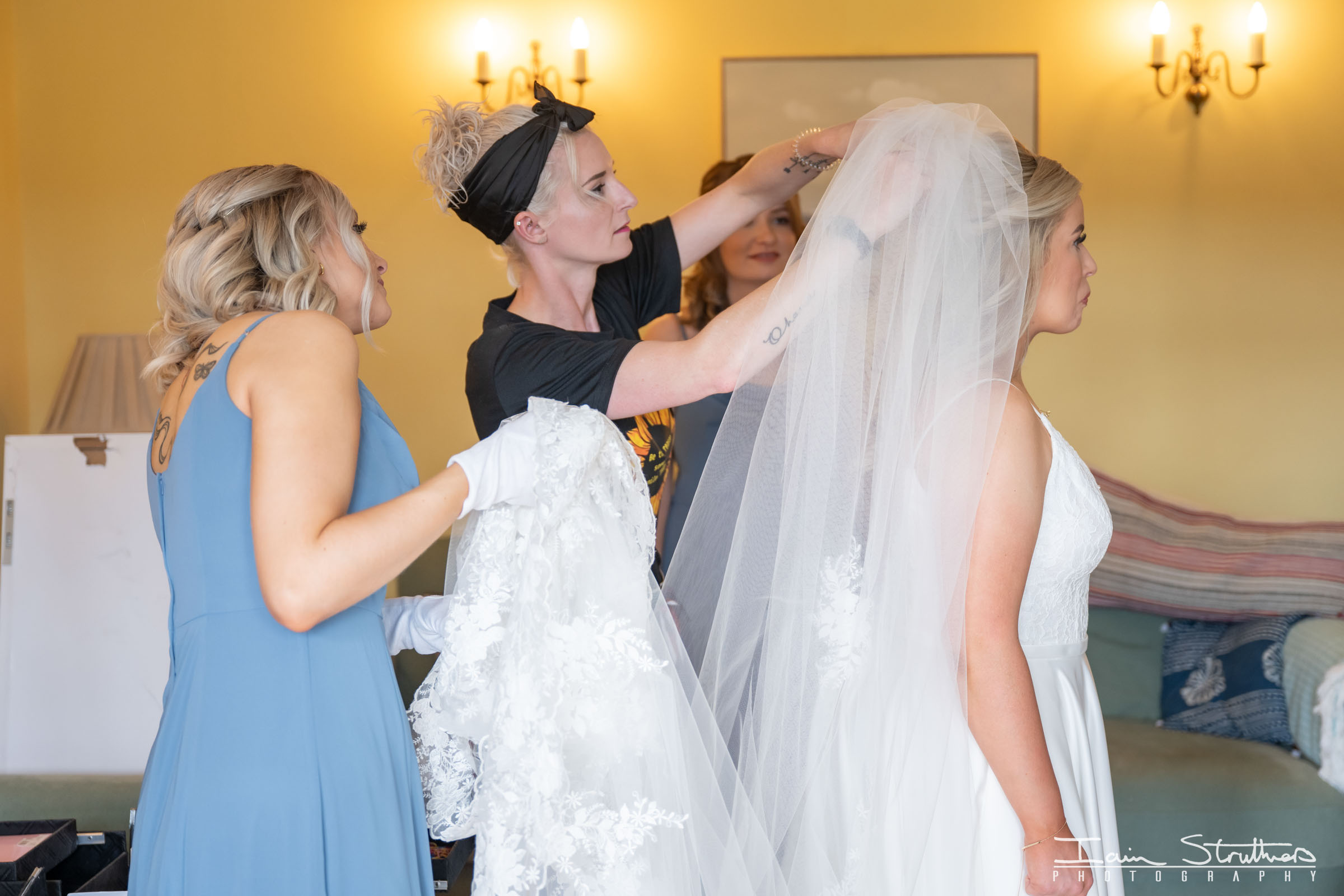 Catriona & Vinny wedding photograph 4
