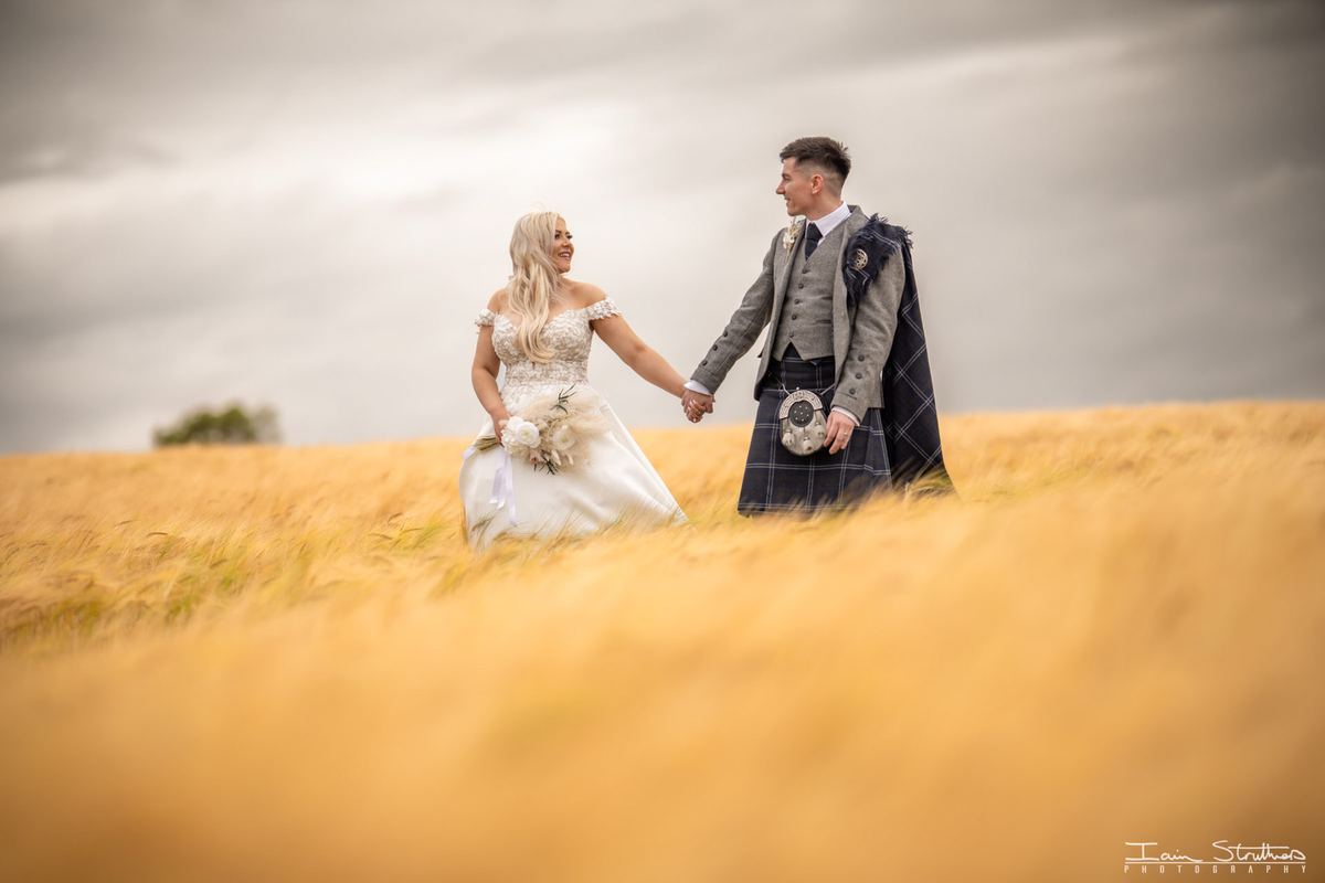Wedding photography by Iain Struthers Photography, Scotland