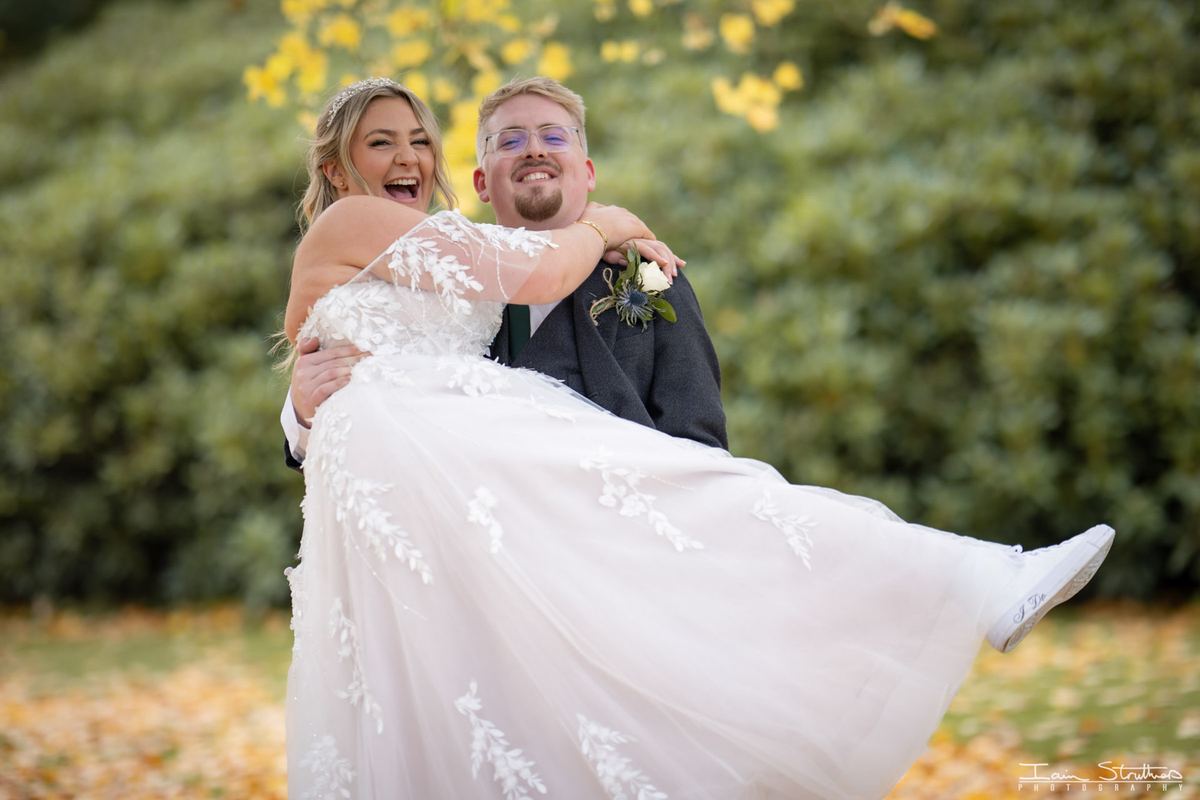 Wedding photography by Iain Struthers Photography, Scotland