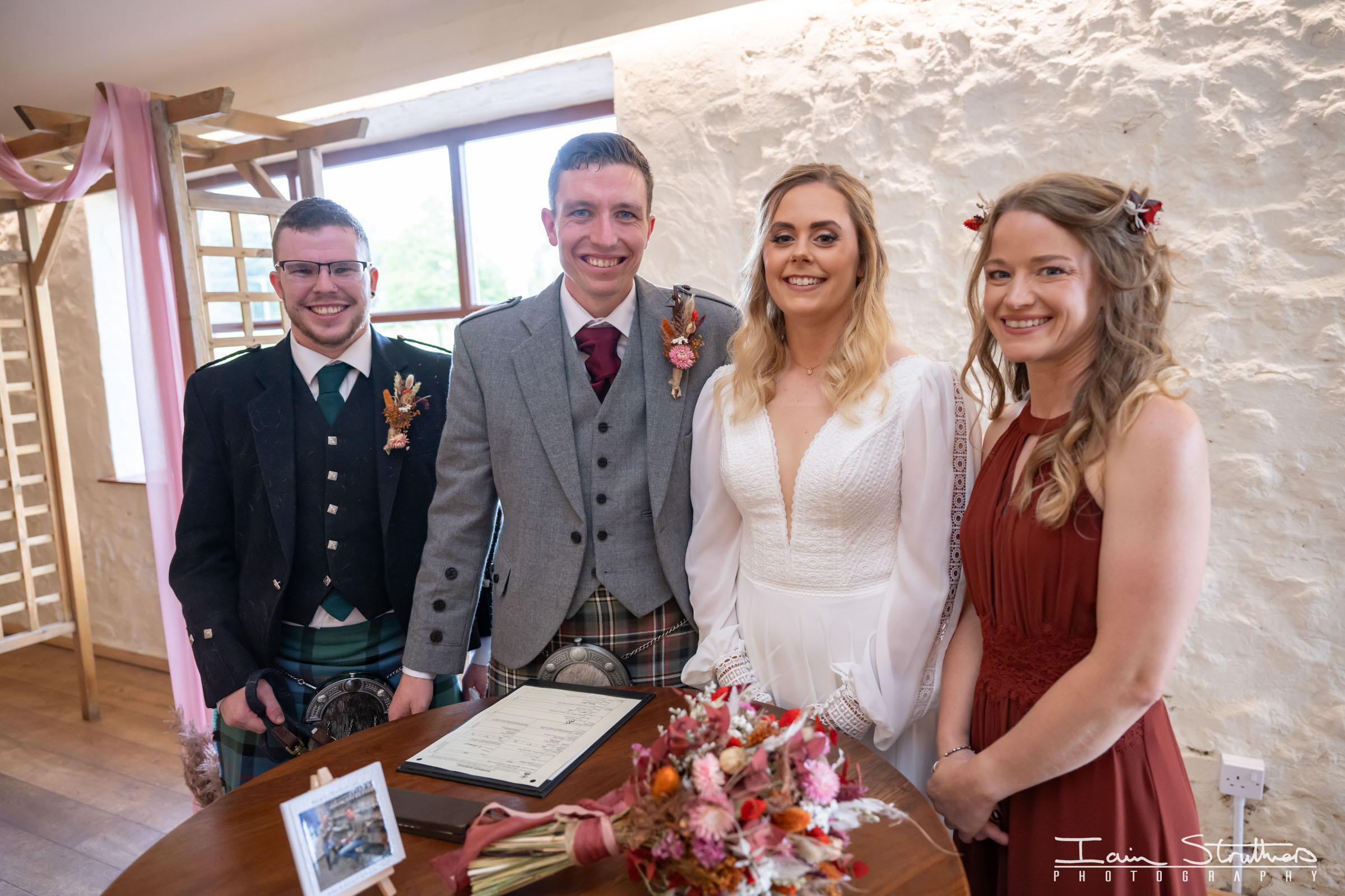 Ali & Alan wedding photograph 27