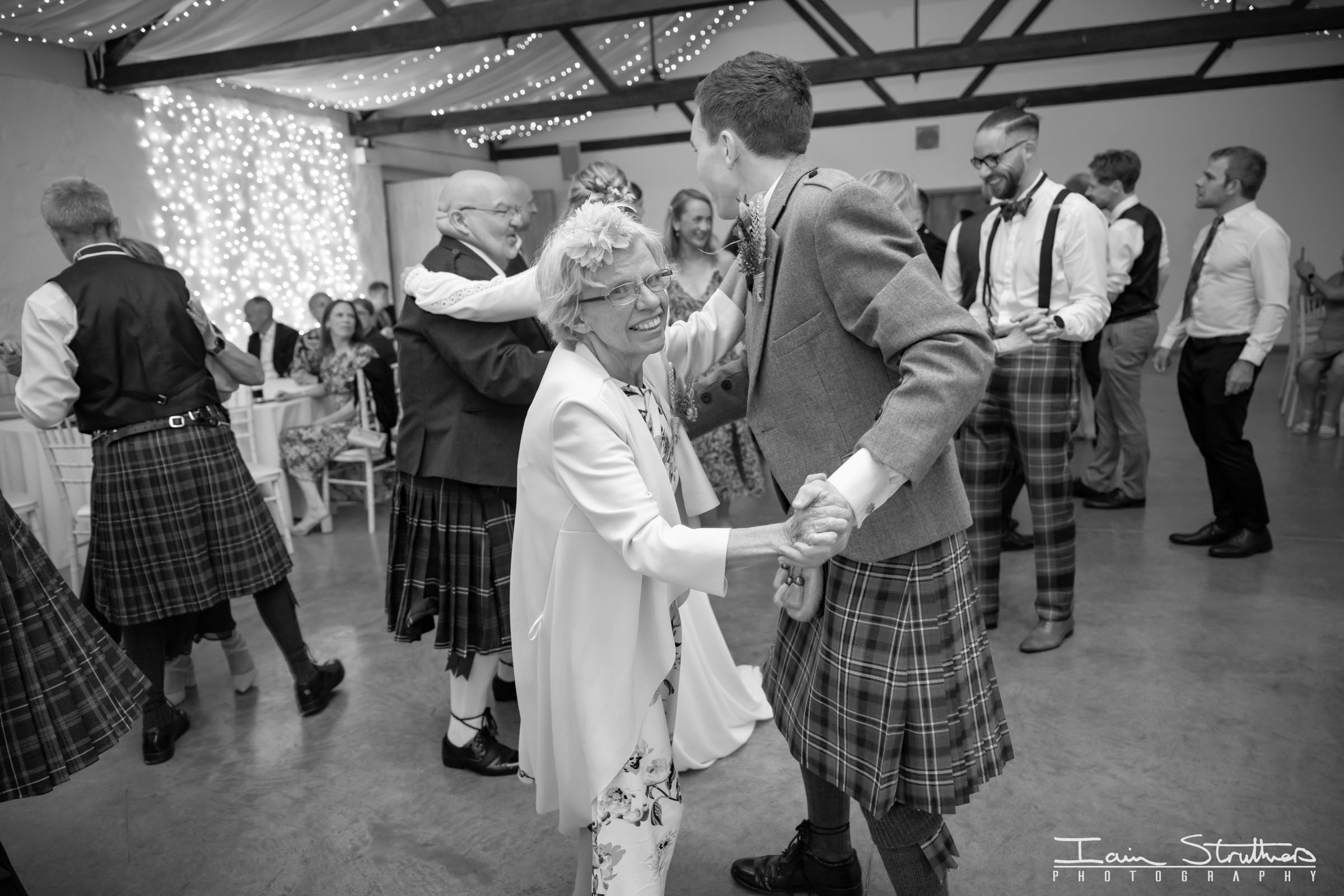 Ali & Alan wedding photograph 66