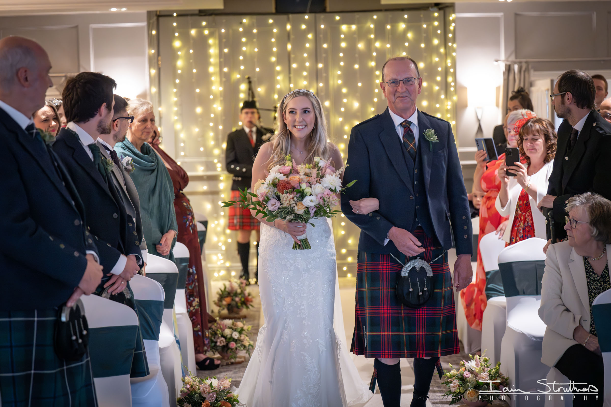 Amy & Martin wedding photograph 18