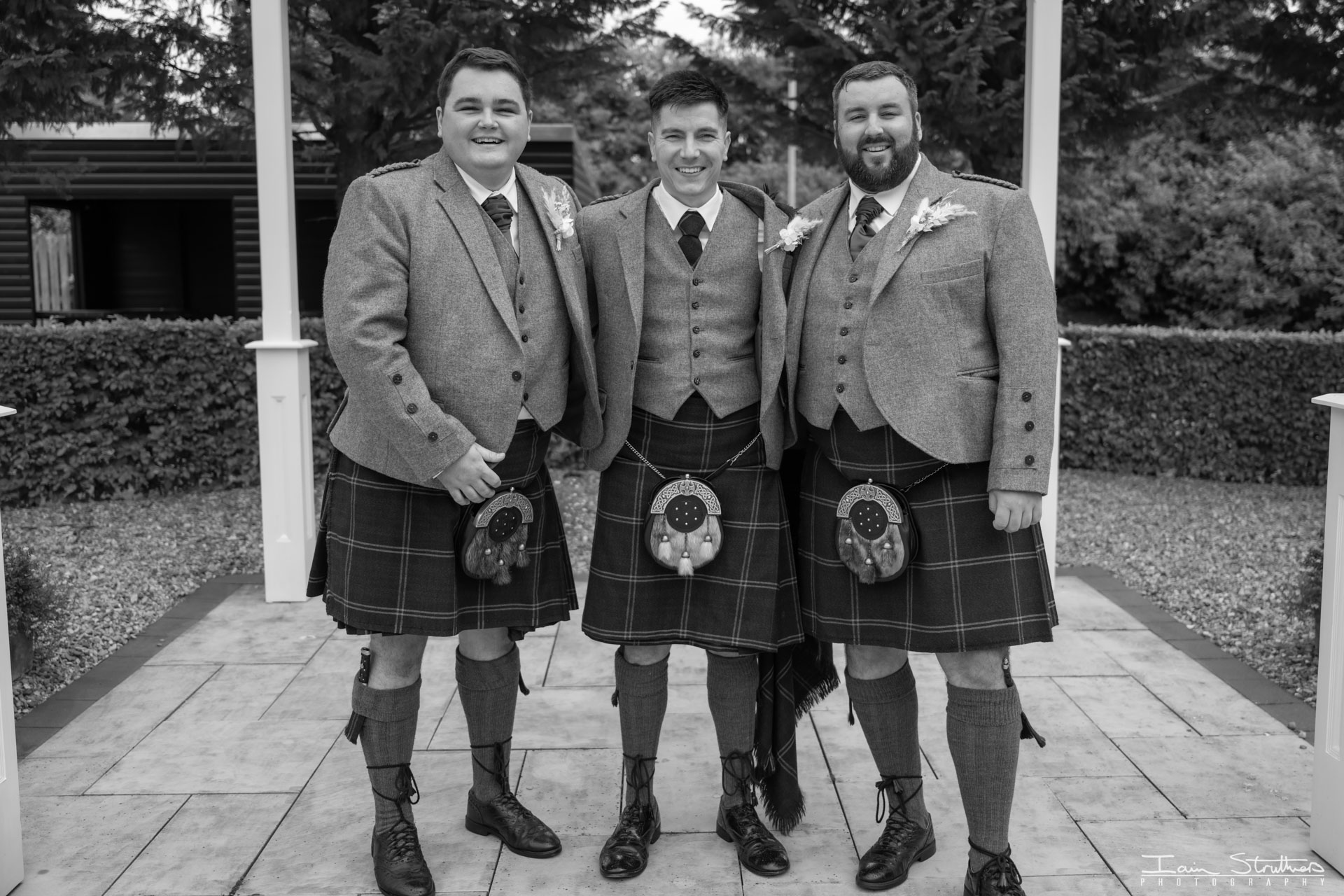 Anny & Rhys wedding photograph 3