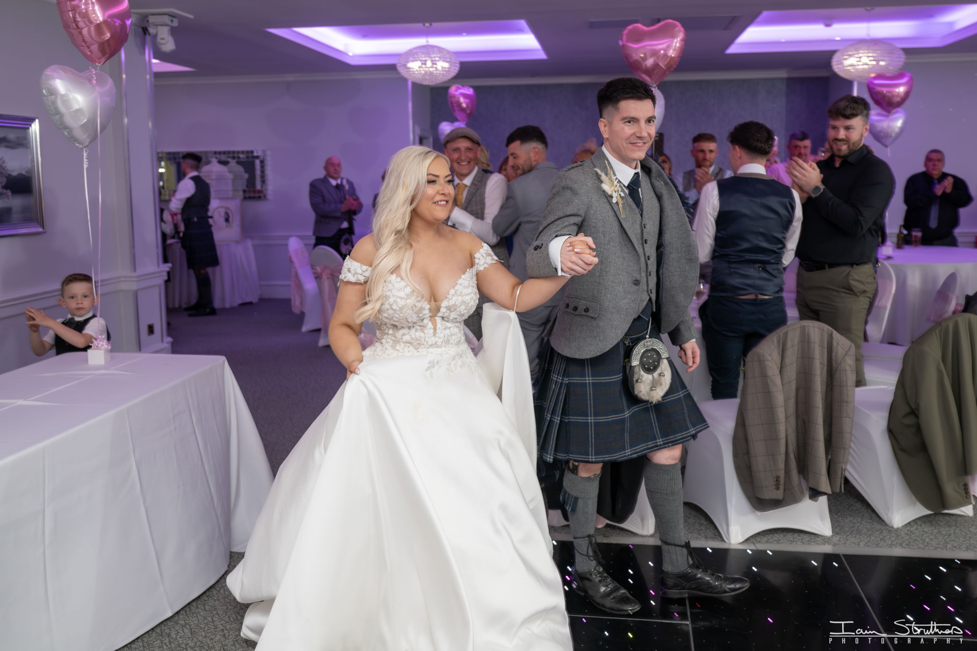 Anny & Rhys wedding photograph 41