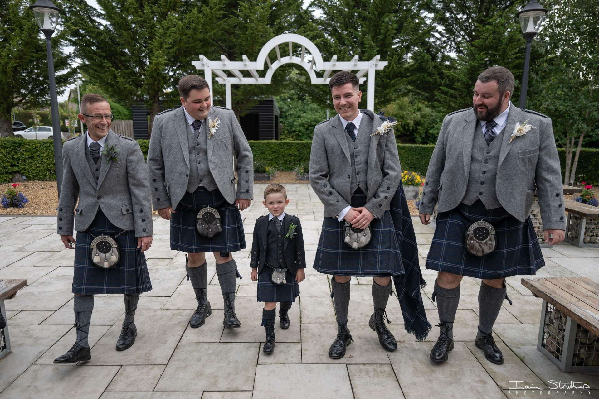 Anny & Rhys wedding photograph 4