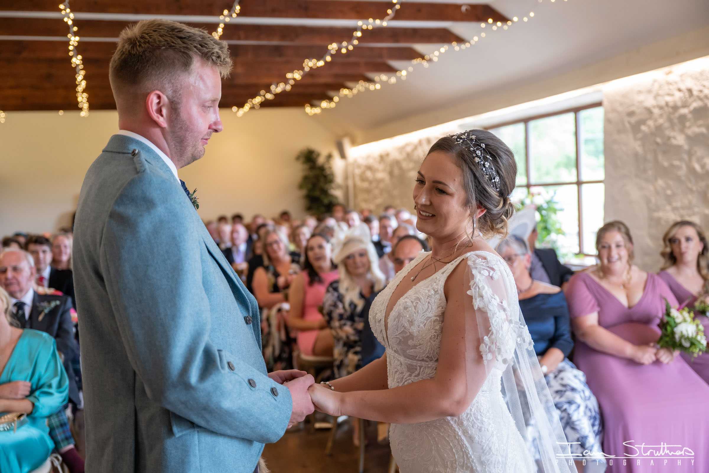 Ashlee & Tom wedding photograph 12