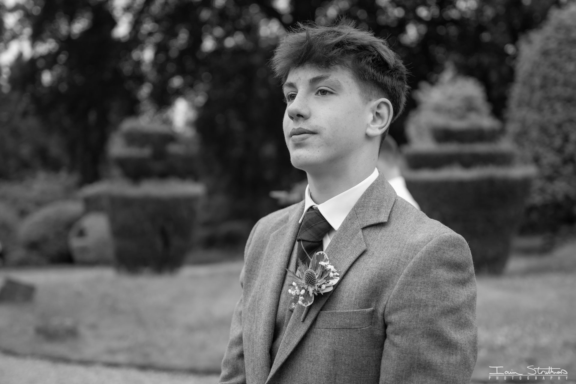 Brenna & Callum wedding photograph 9