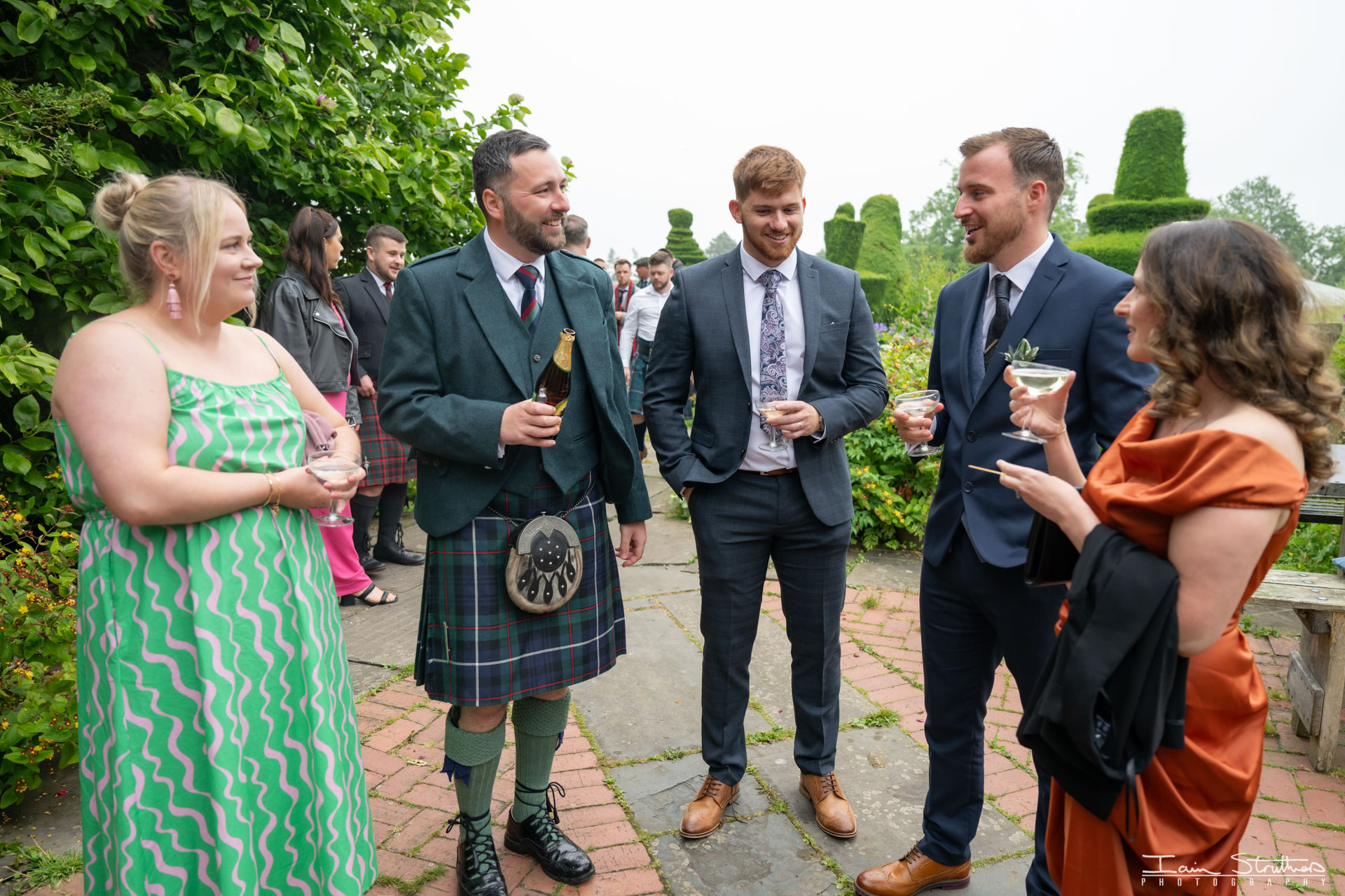 Brenna & Callum wedding photograph 29