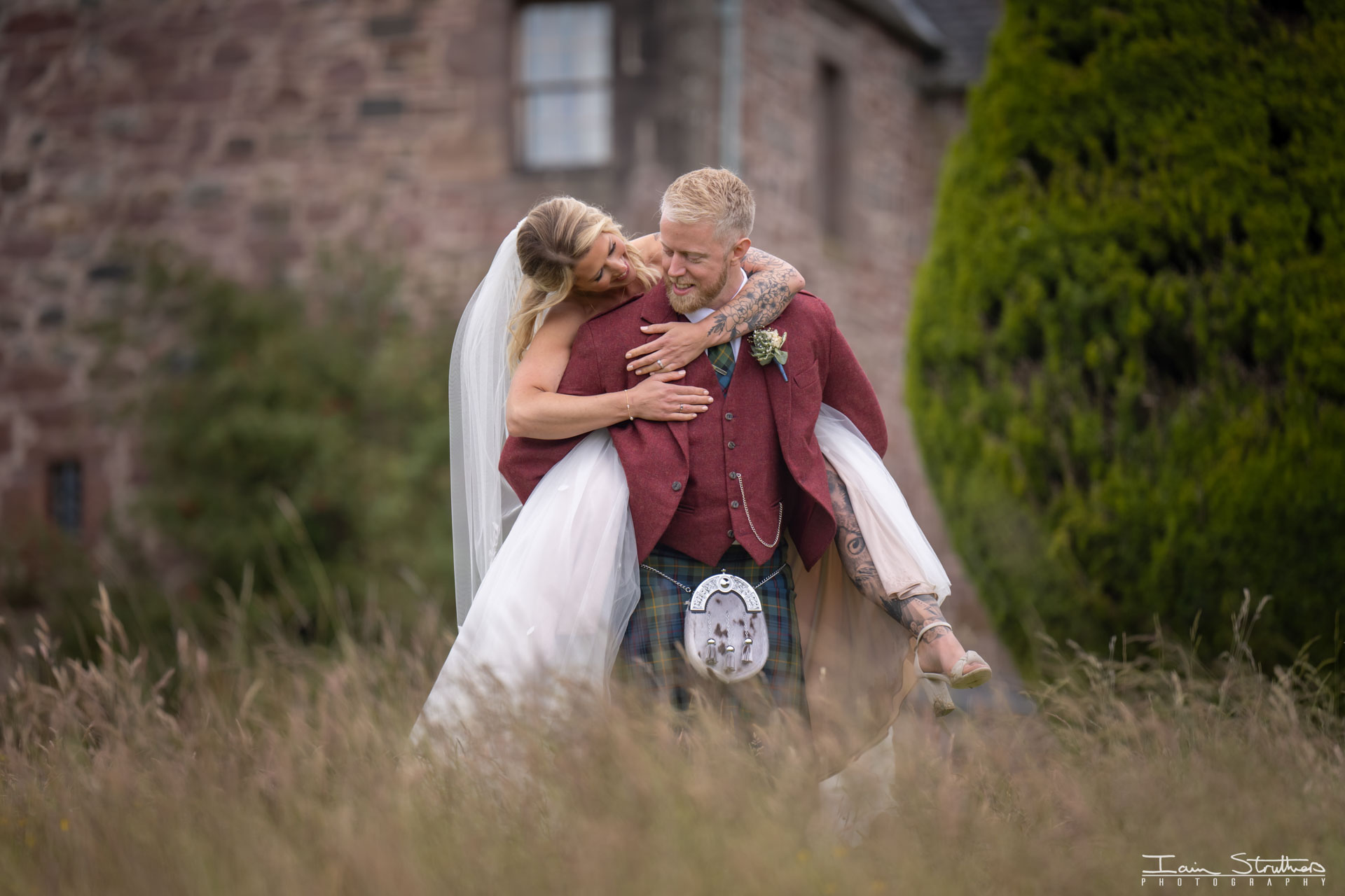 Brenna & Callum wedding photograph 56