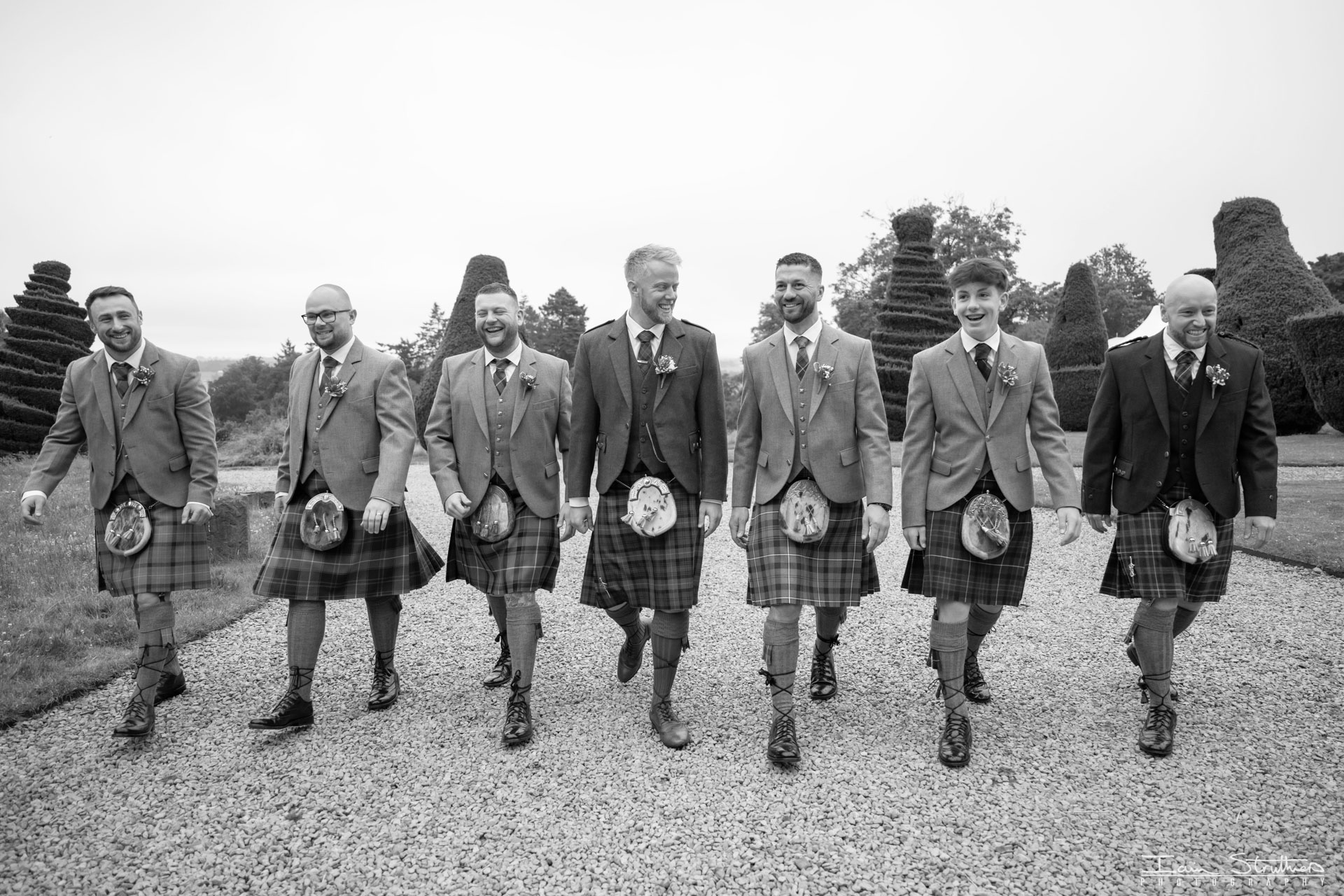 Brenna & Callum wedding photograph 5