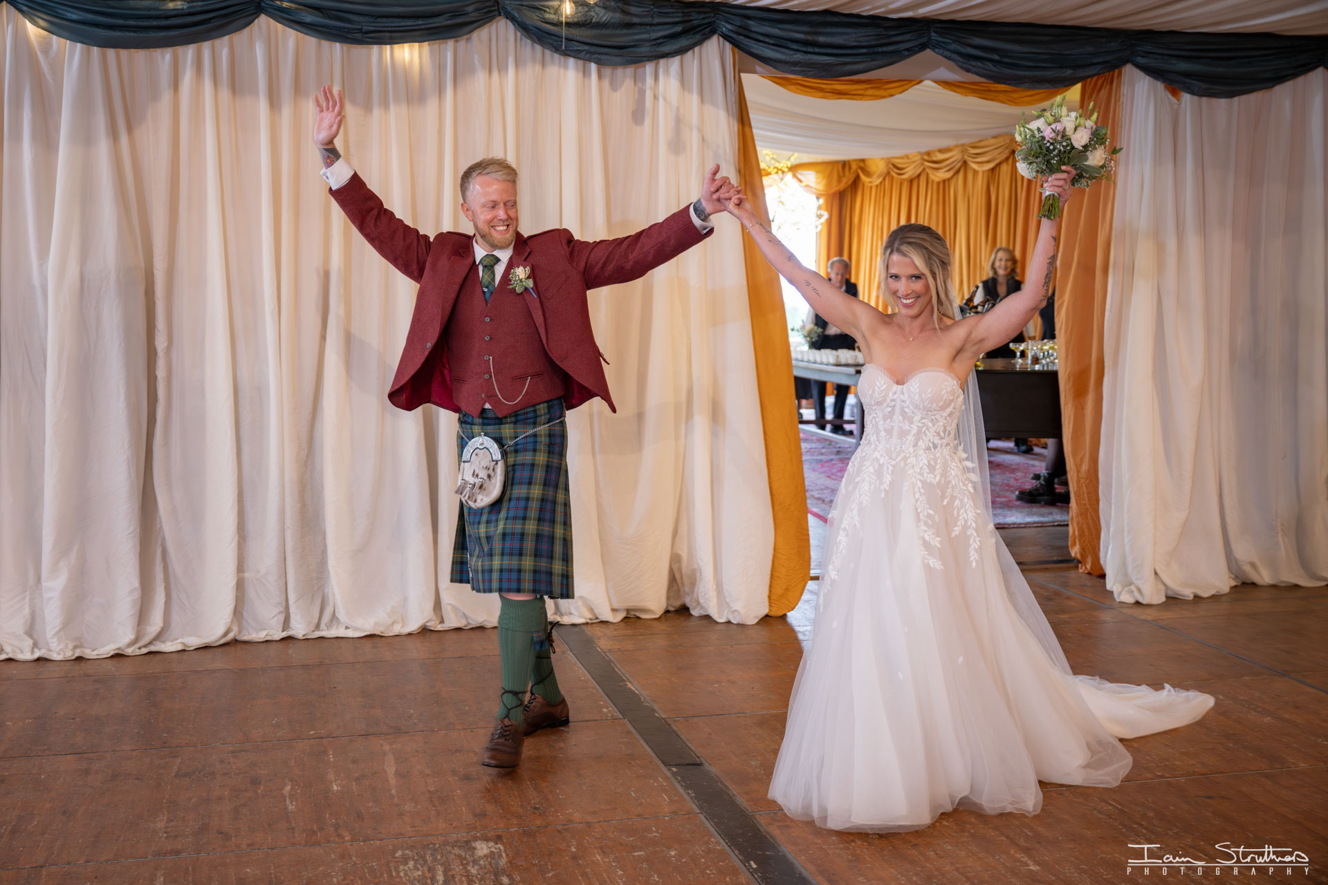 Brenna & Callum wedding photograph 59