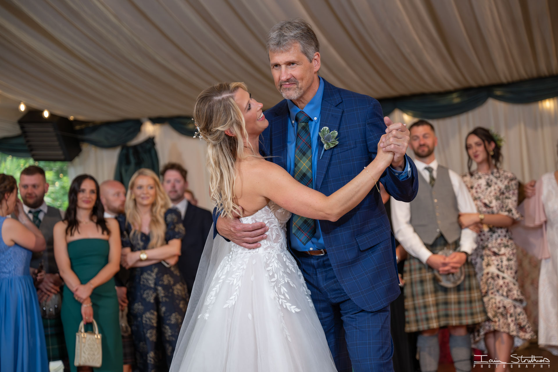 Brenna & Callum wedding photograph 71