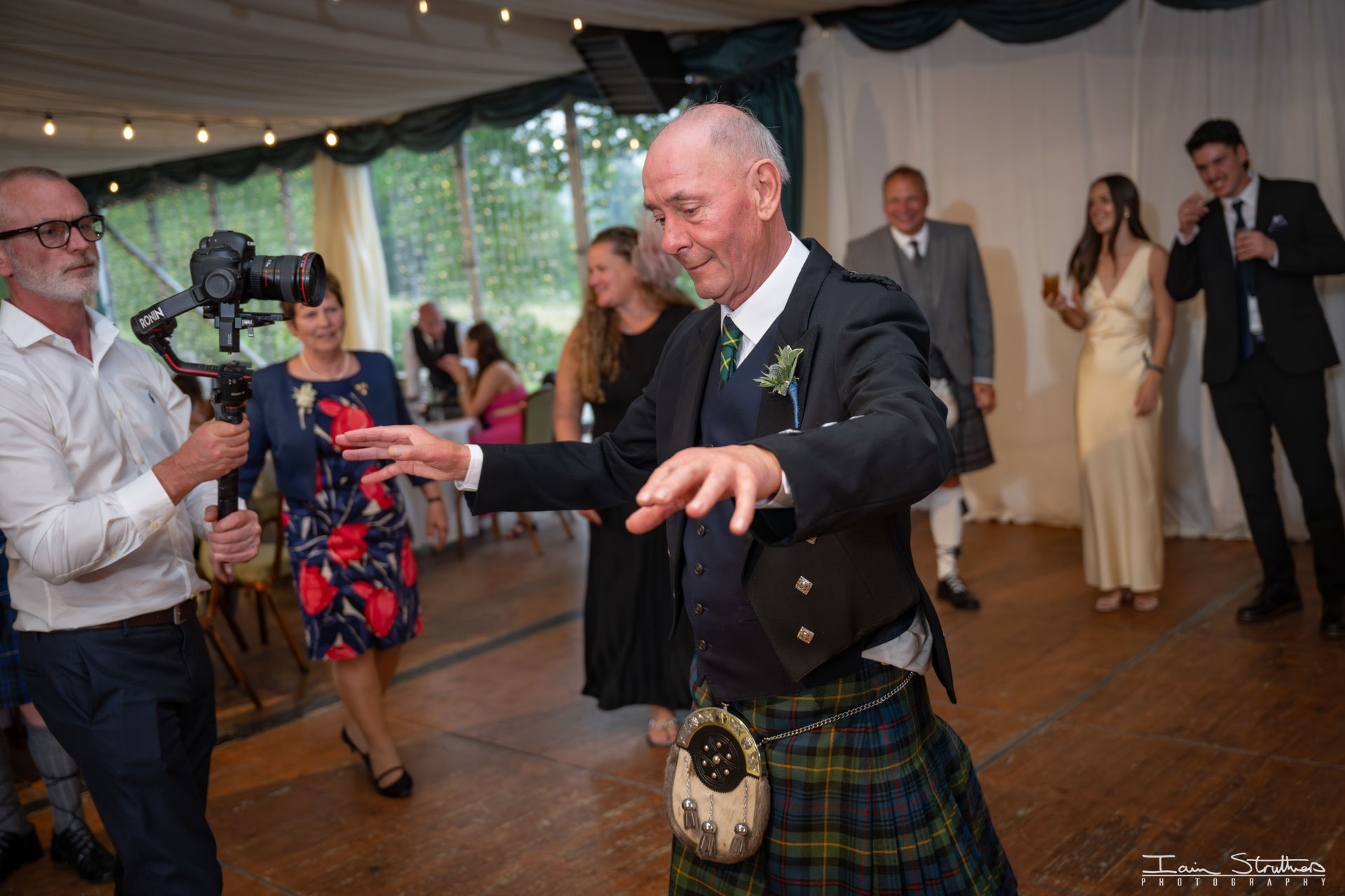 Brenna & Callum wedding photograph 77
