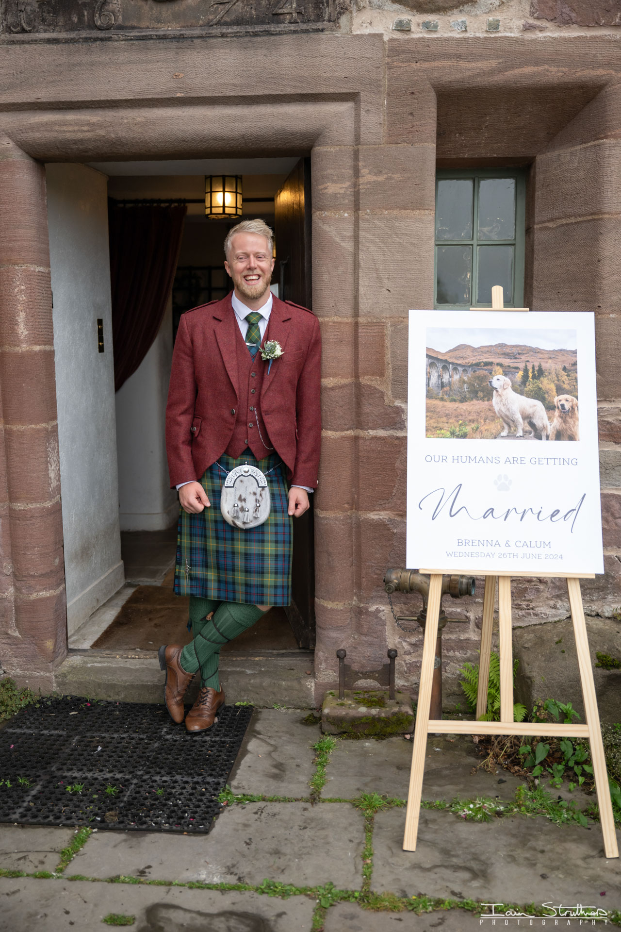 Brenna & Callum wedding photograph 7