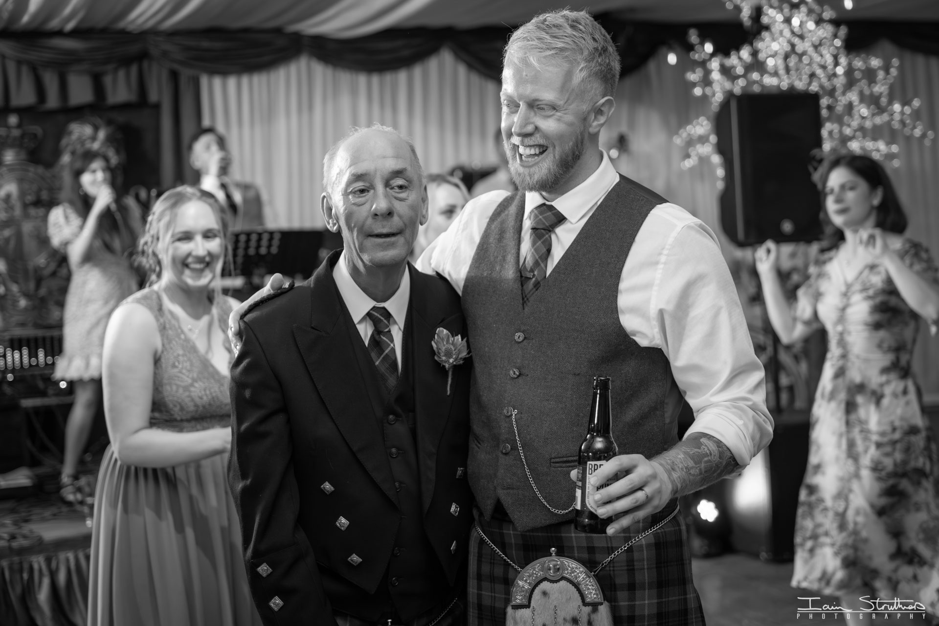 Brenna & Callum wedding photograph 78