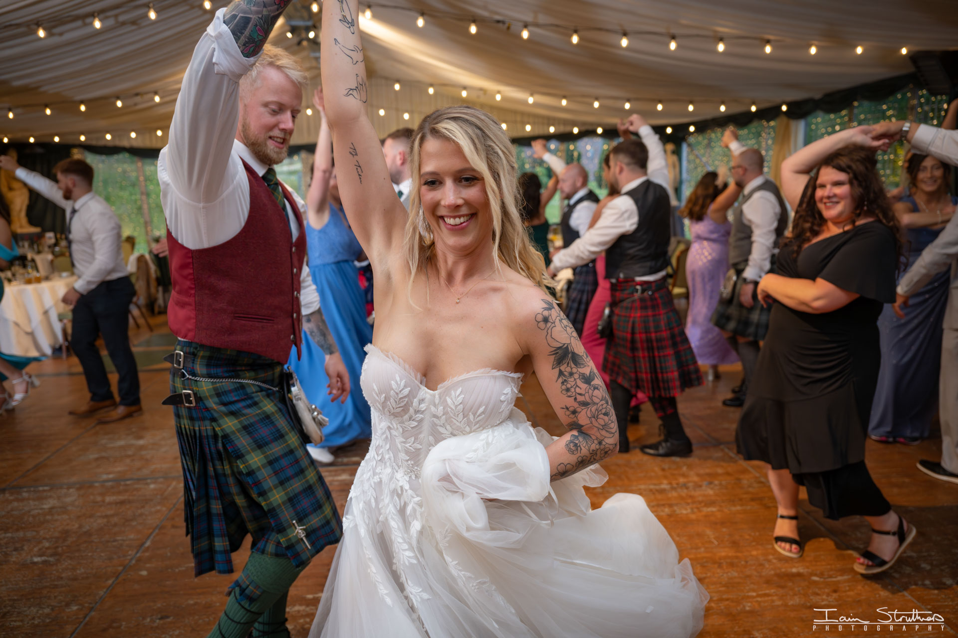 Brenna & Callum wedding photograph 89