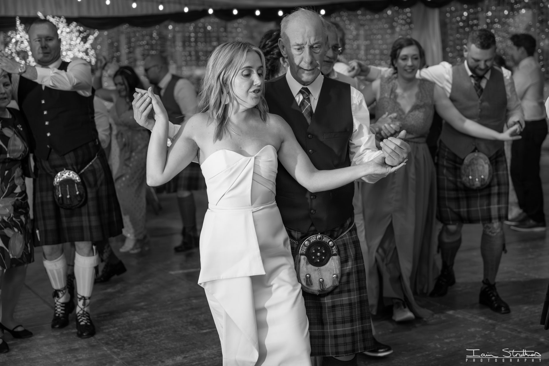 Brenna & Callum wedding photograph 90