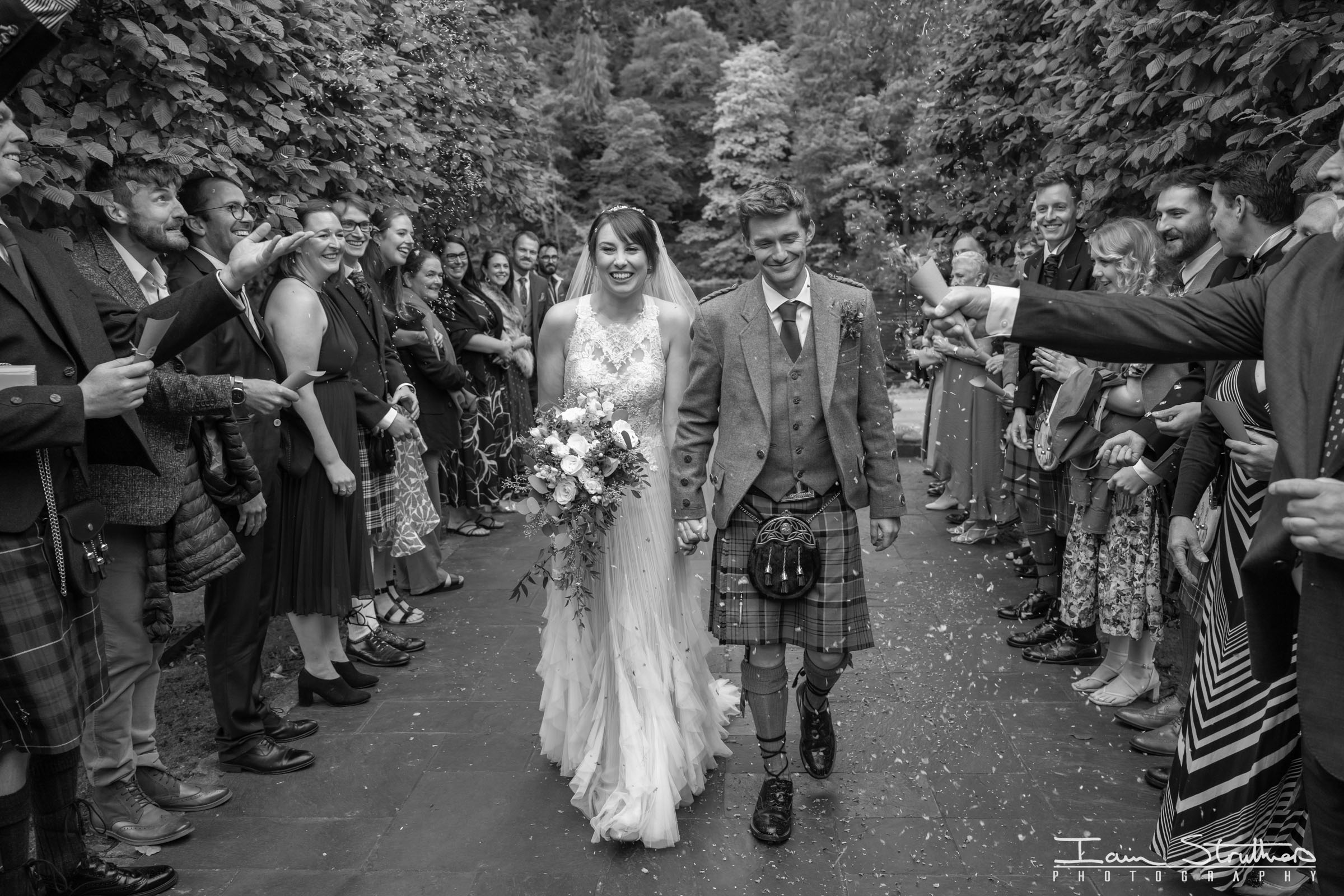 Bryony & Cameron wedding photograph 25