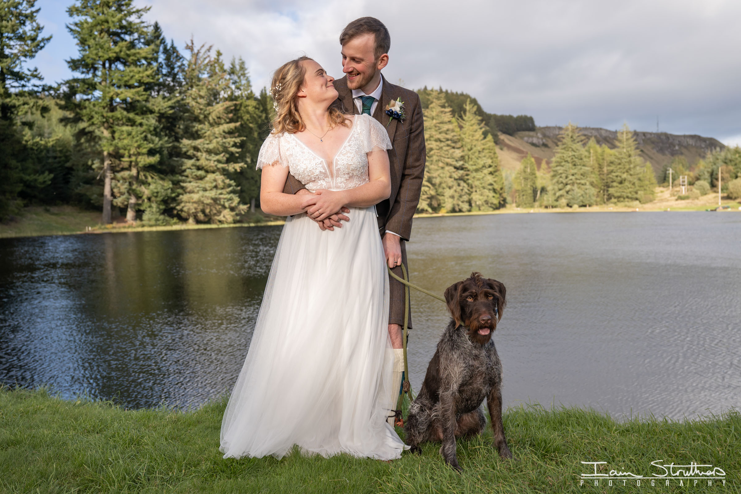 Claire & Finlay wedding photograph 19