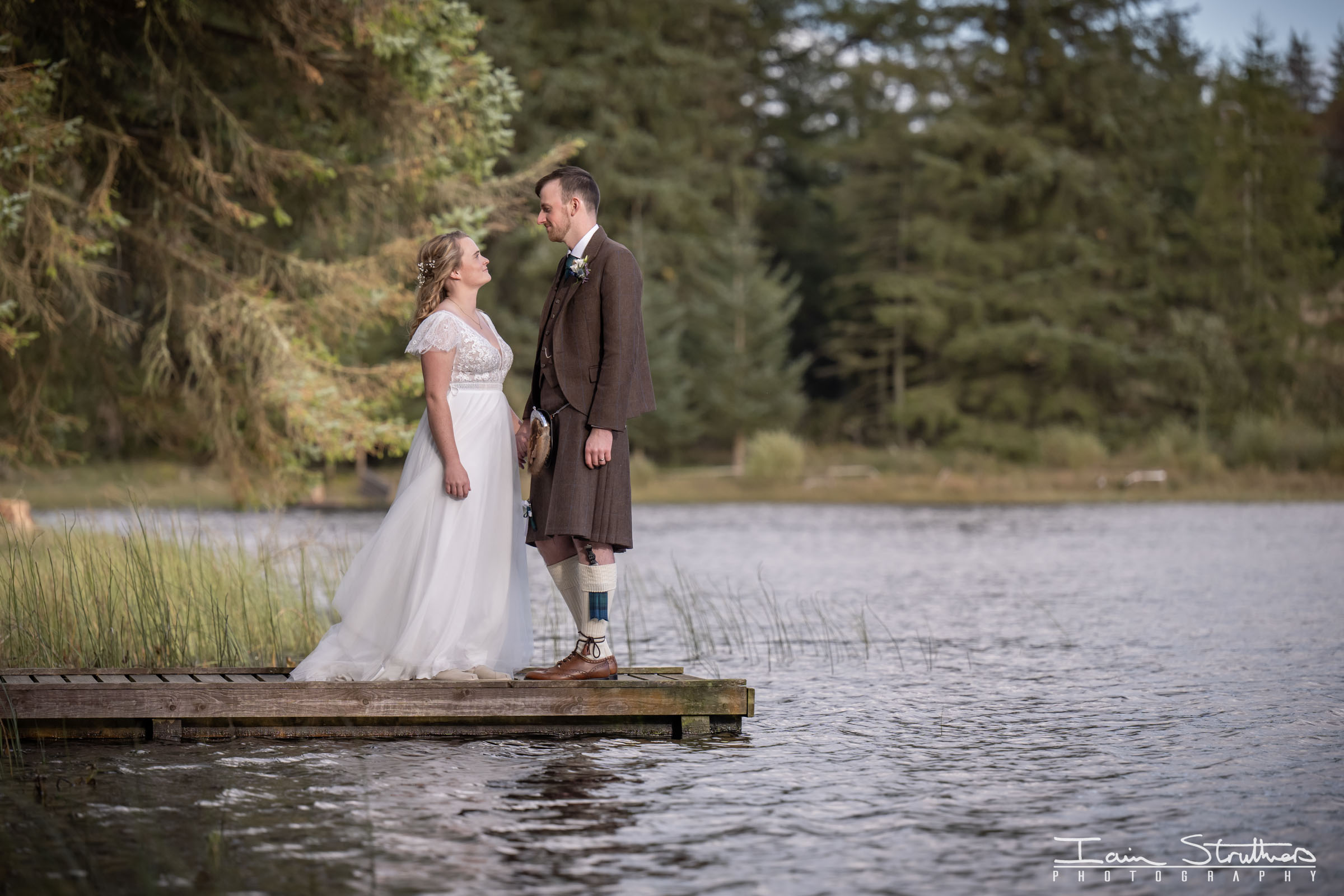 Claire & Finlay wedding photograph 80