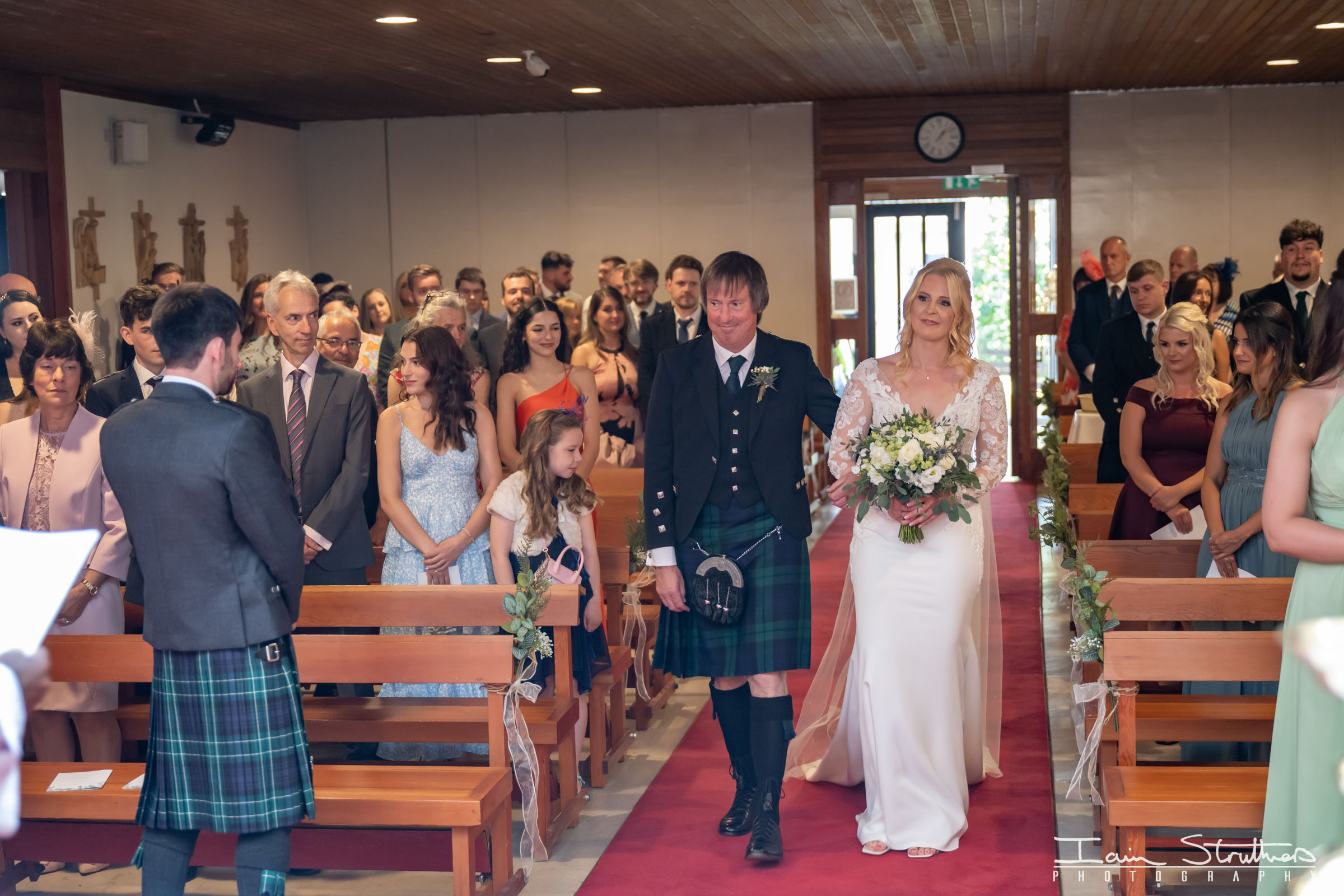 Danielle & Andrew wedding photograph 24