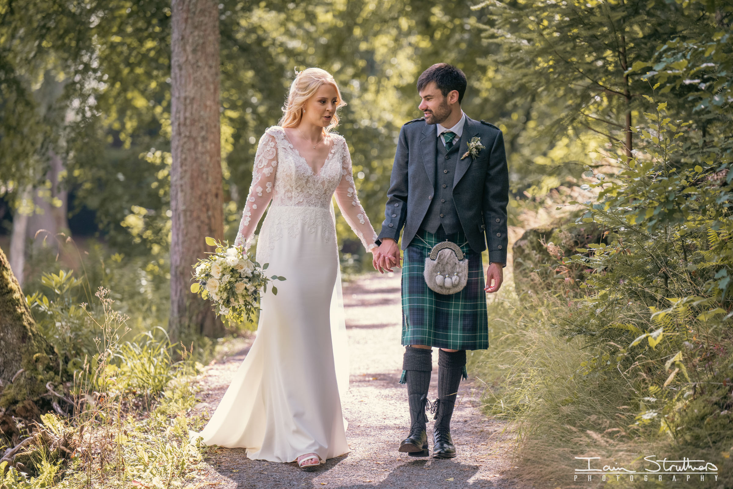 Danielle & Andrew wedding photograph 36