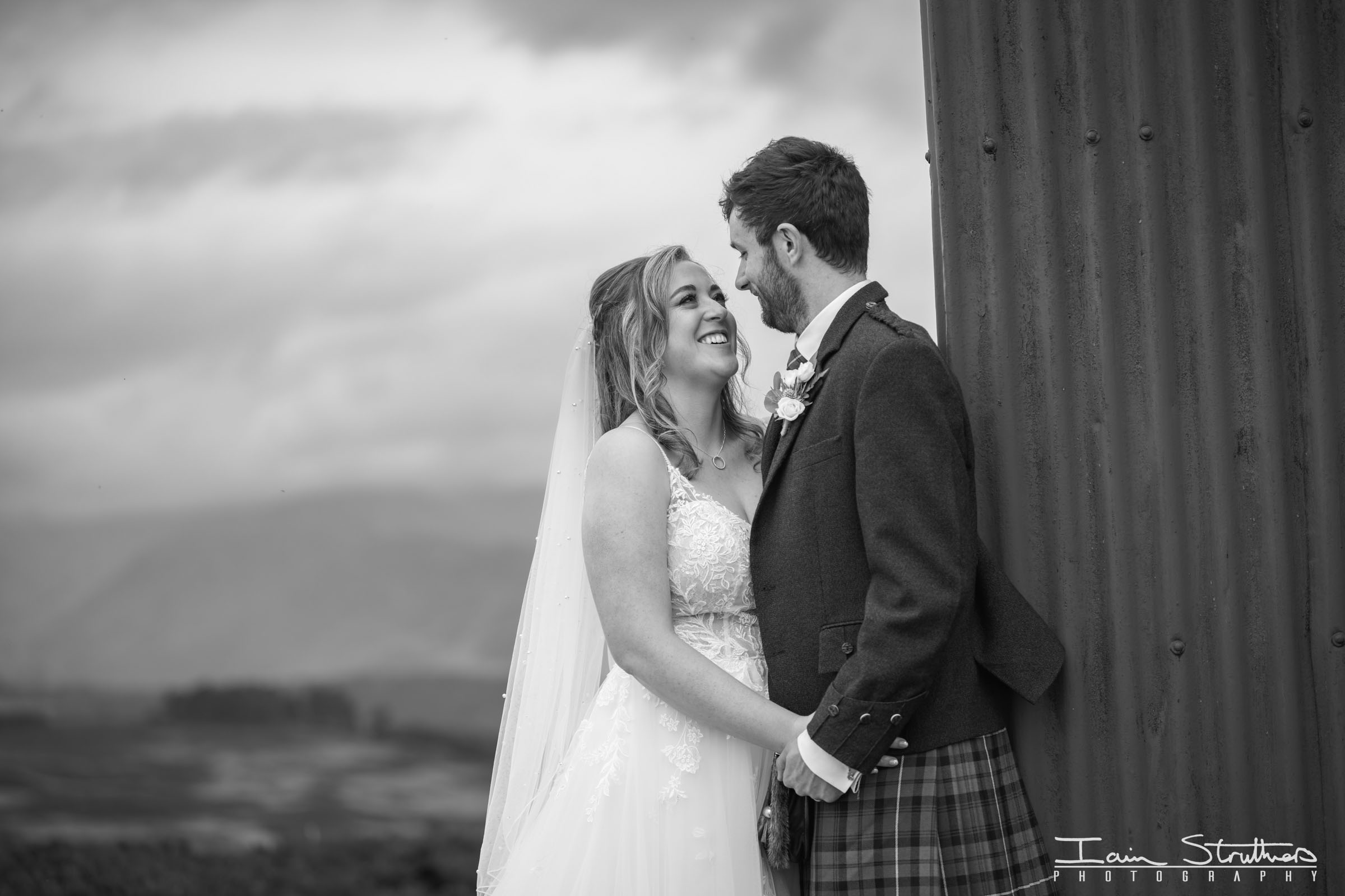 Emma & Andrew wedding photograph 28