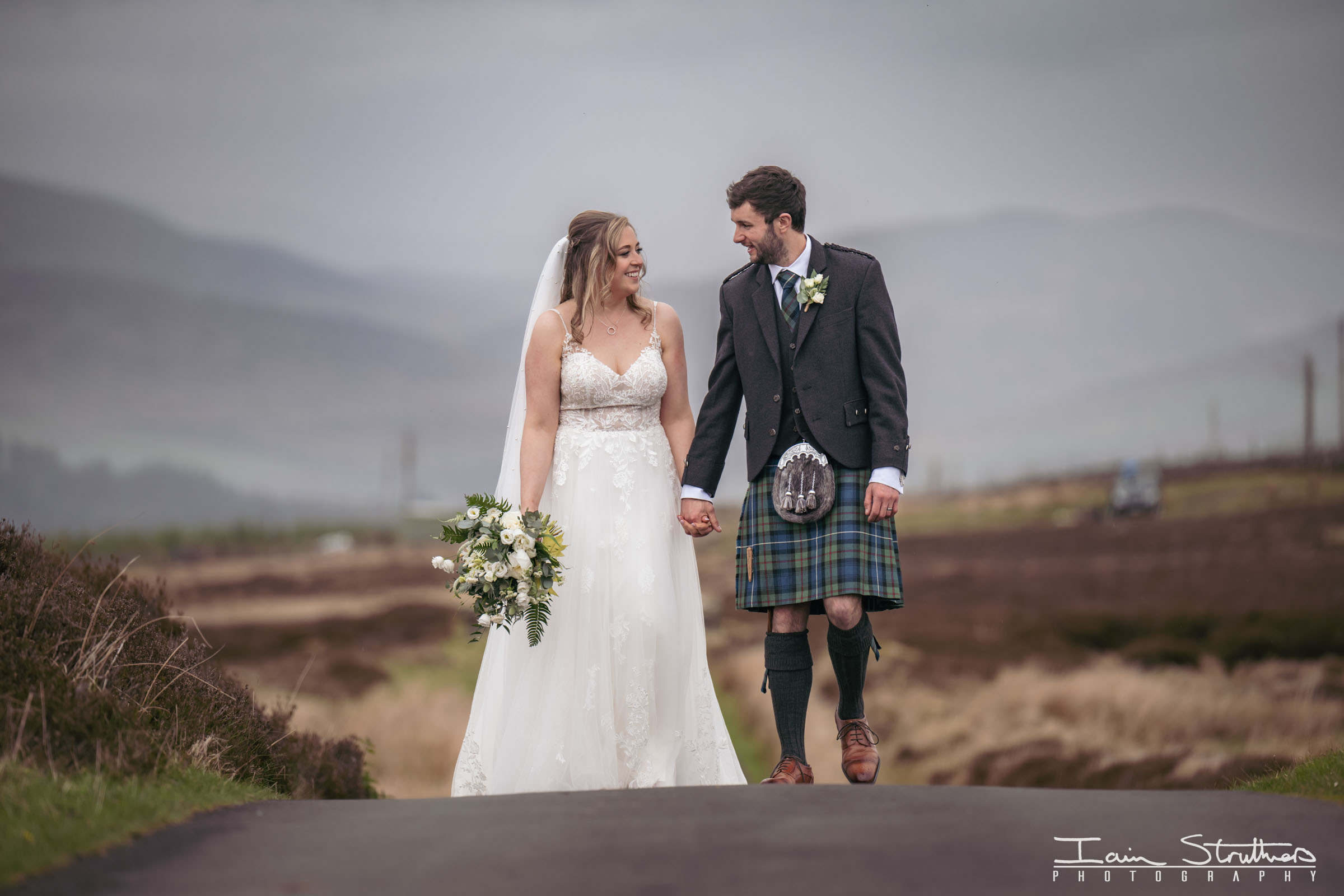 Emma & Andrew wedding photograph 31