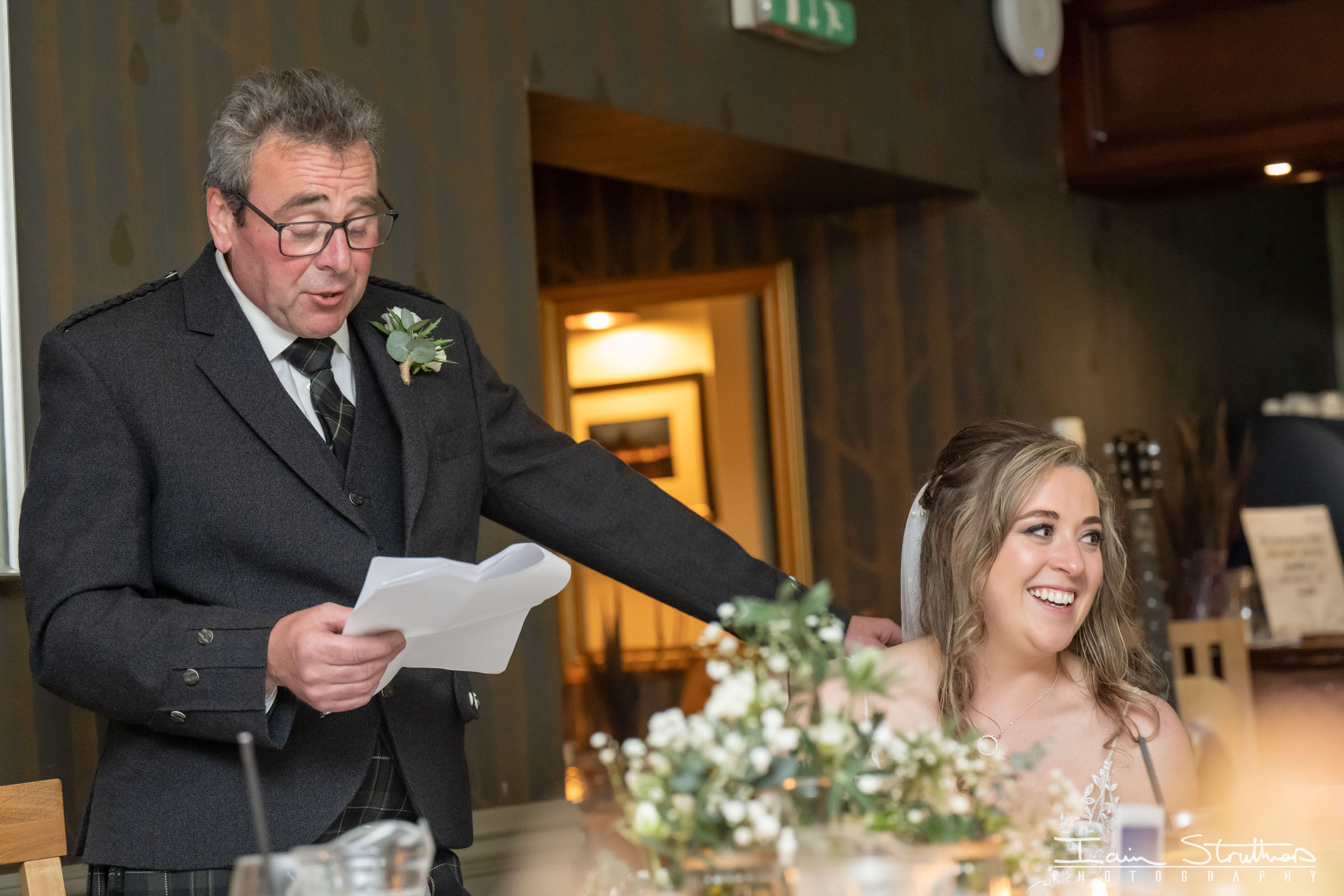 Emma & Andrew wedding photograph 36