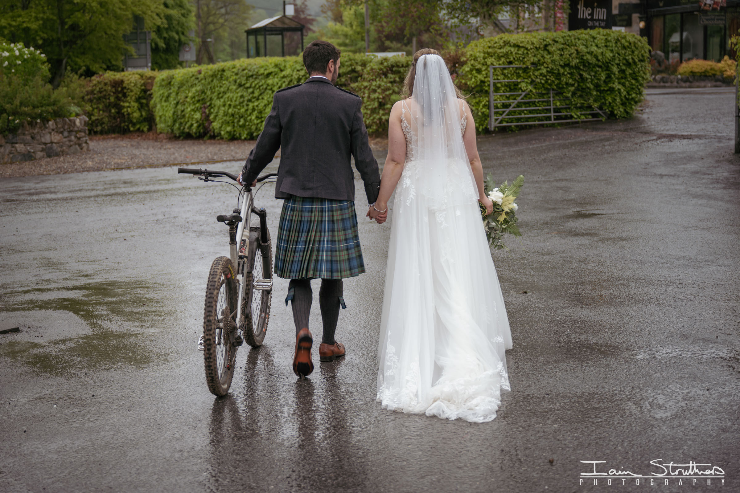 Emma & Andrew wedding photograph 39