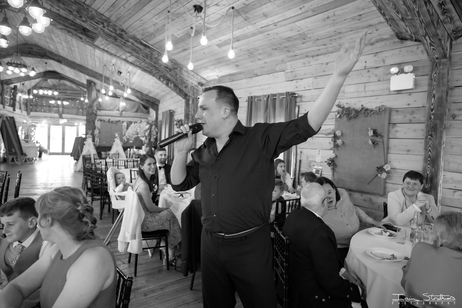 Emma & Jimmy wedding photograph 42