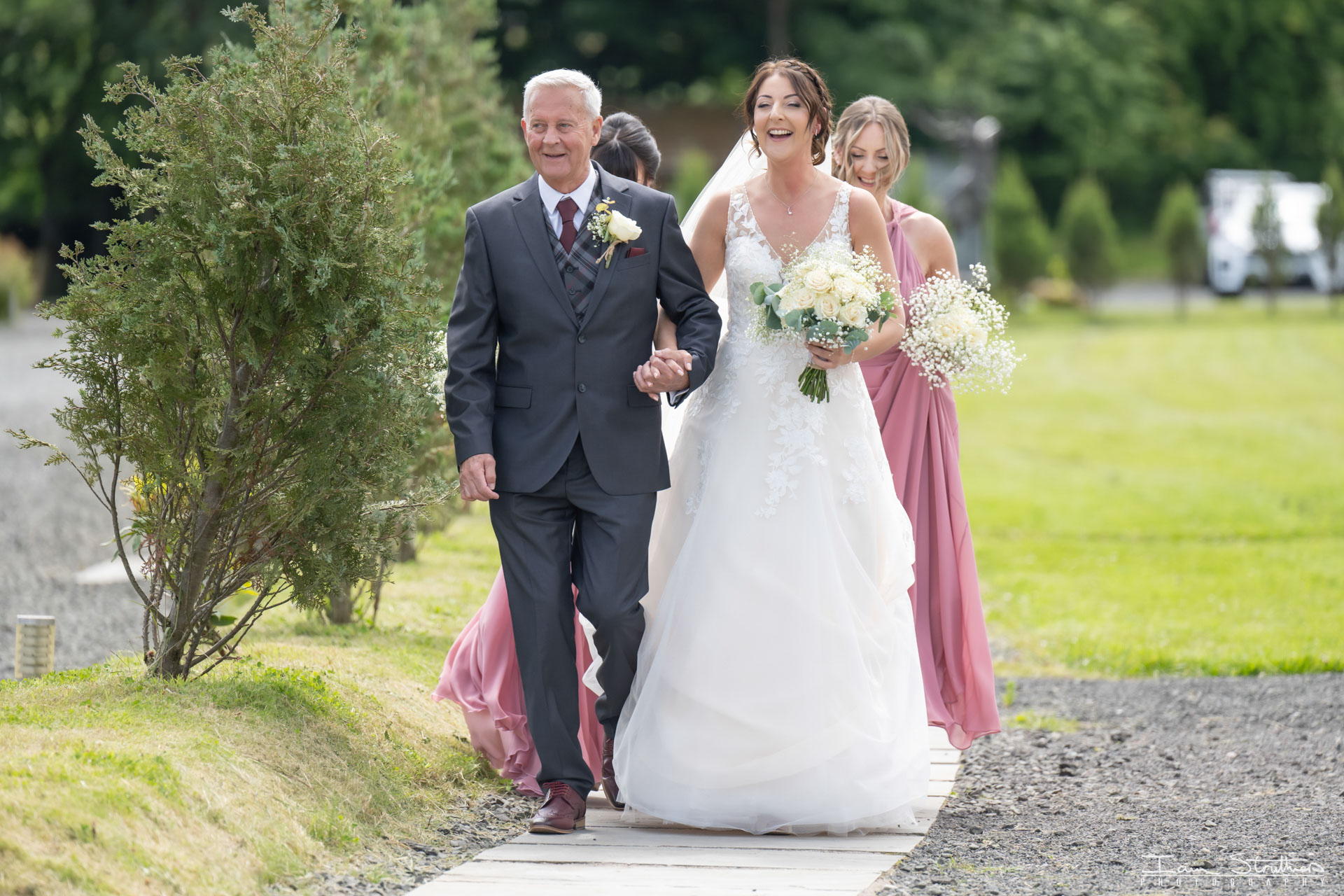 Emma & Jimmy wedding photograph 7