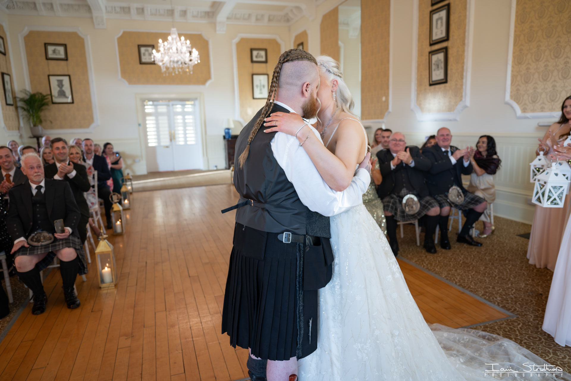 Gemma & Adam wedding photograph 30