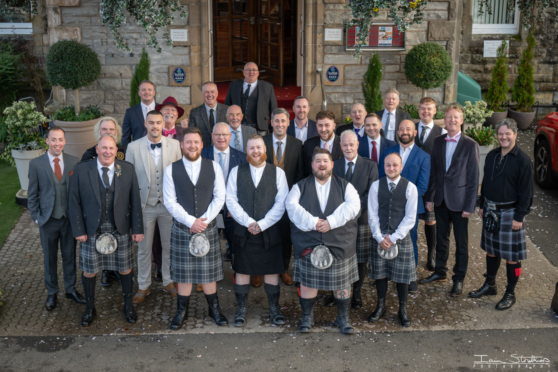 Gemma & Adam wedding photograph 36
