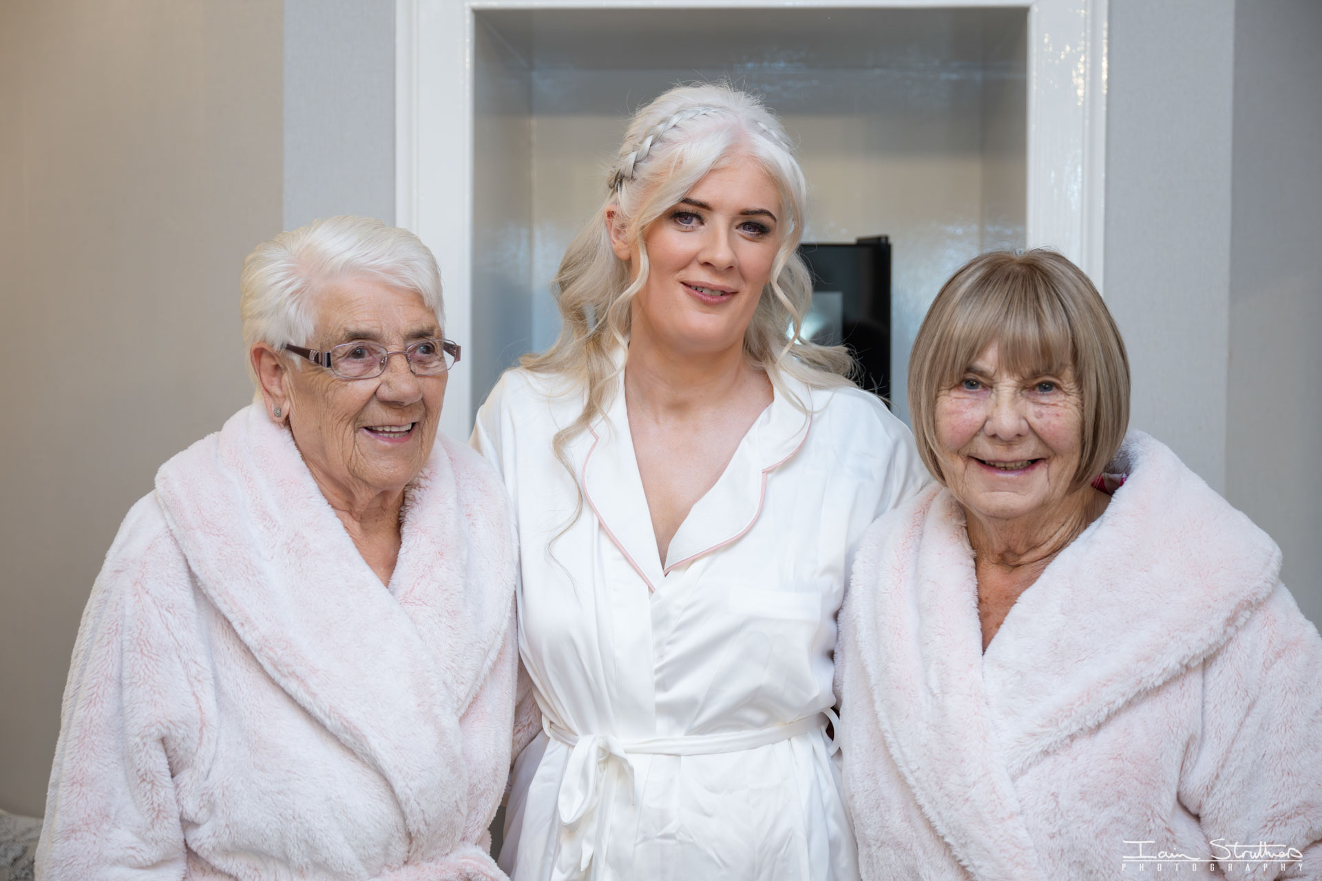 Gemma & Adam wedding photograph 6