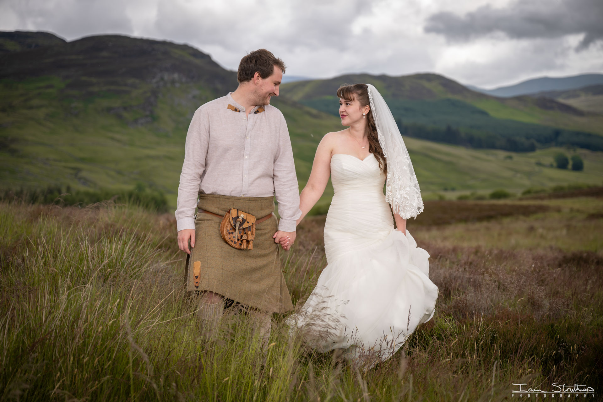 Helen & Sam wedding photograph 50