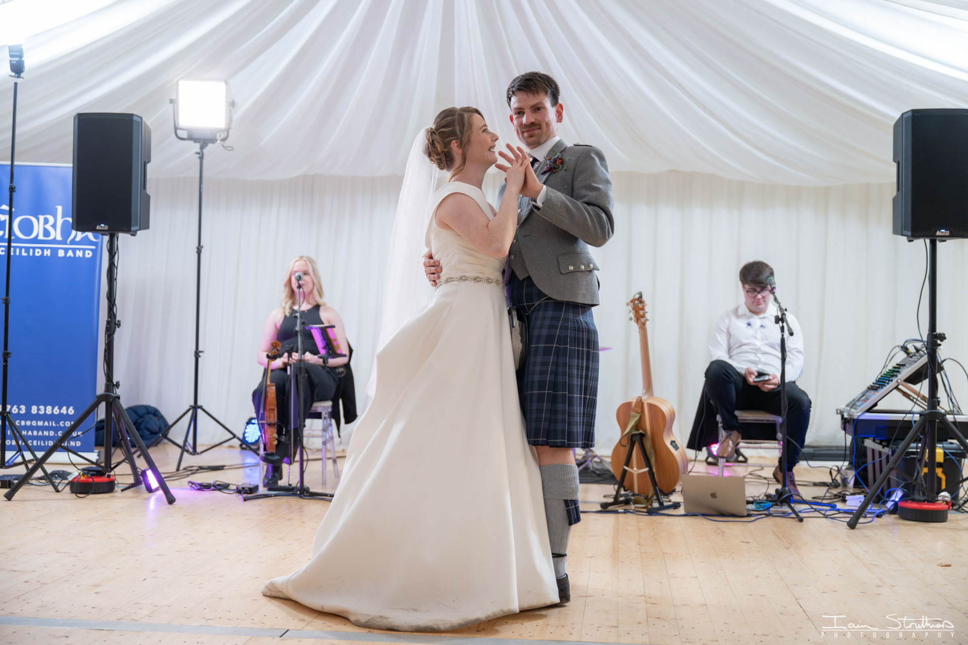 Jade & Ali wedding photograph 68