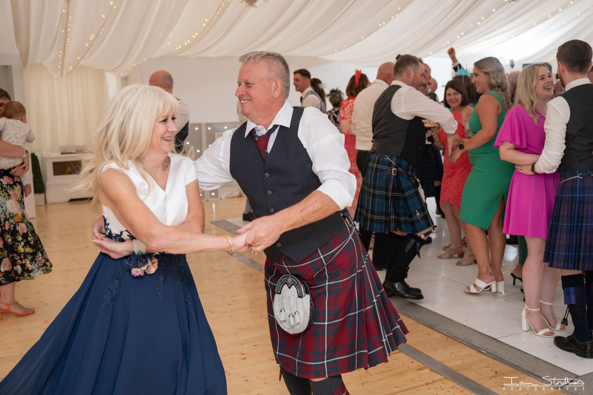 Jade & David wedding photograph 104