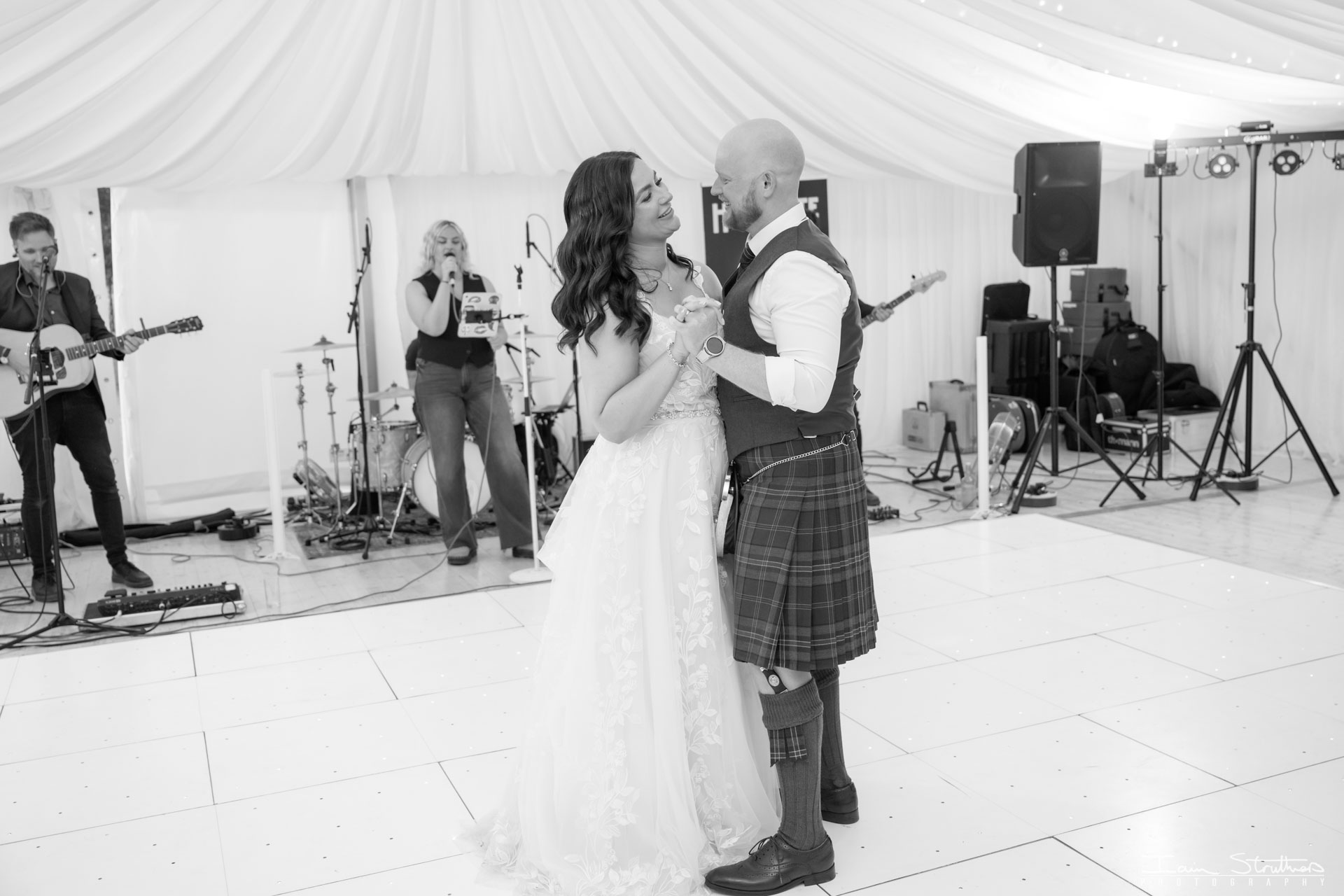 Jade & David wedding photograph 99