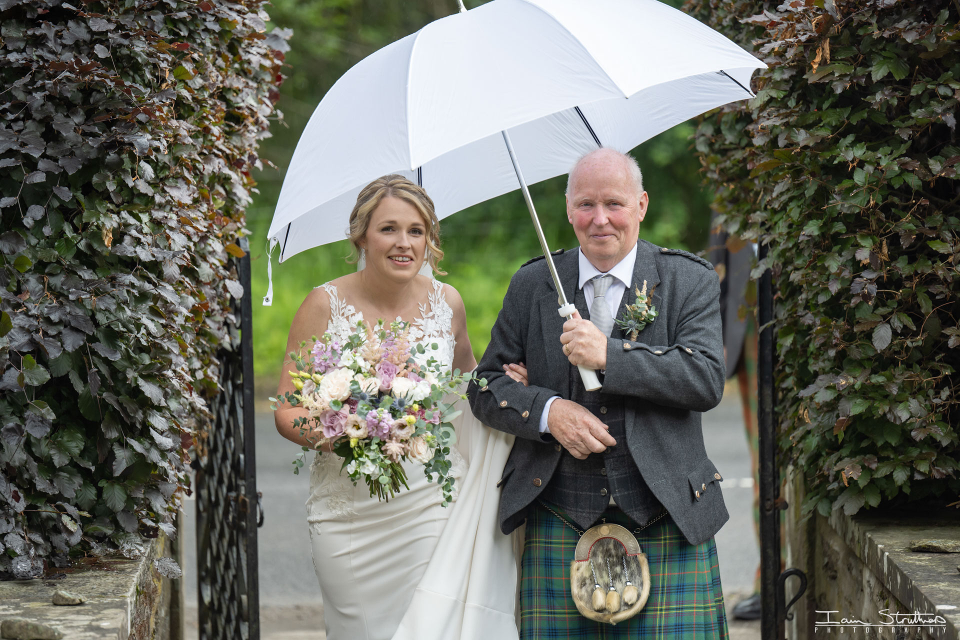 Kayley & Nick wedding photograph 17