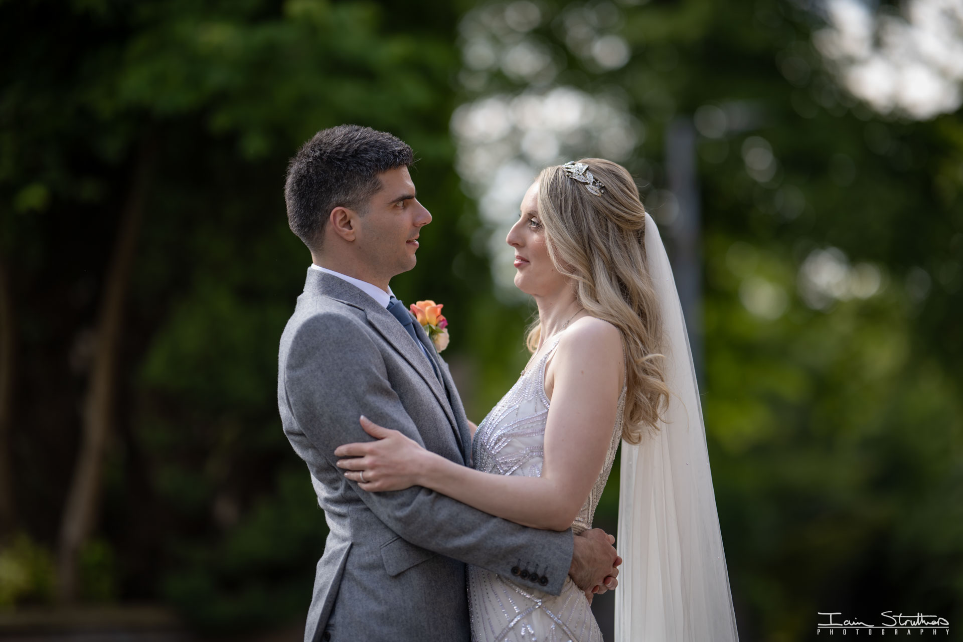 Kirsty & Morgan wedding photograph 43
