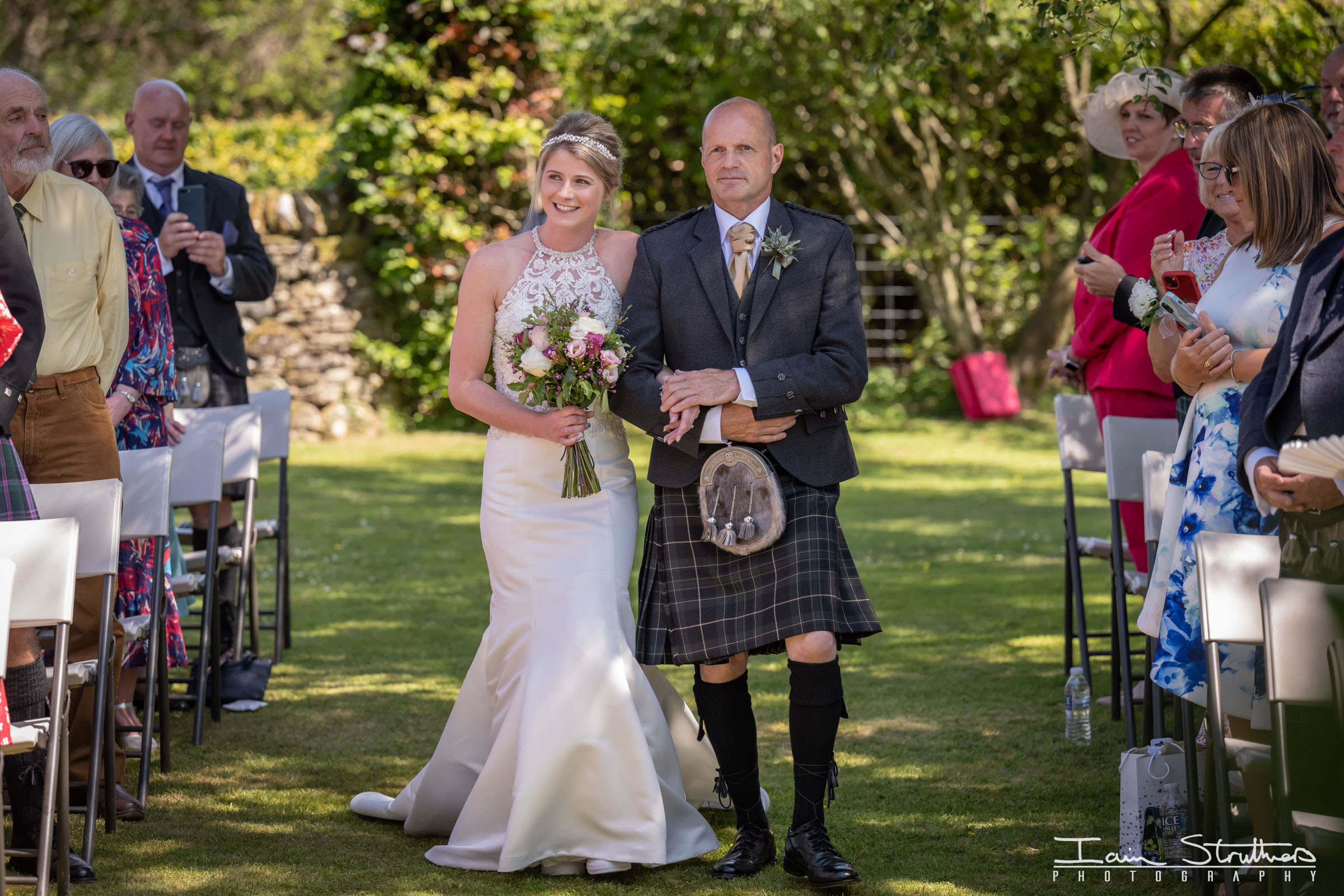 Lauren & Gavin wedding photograph 12