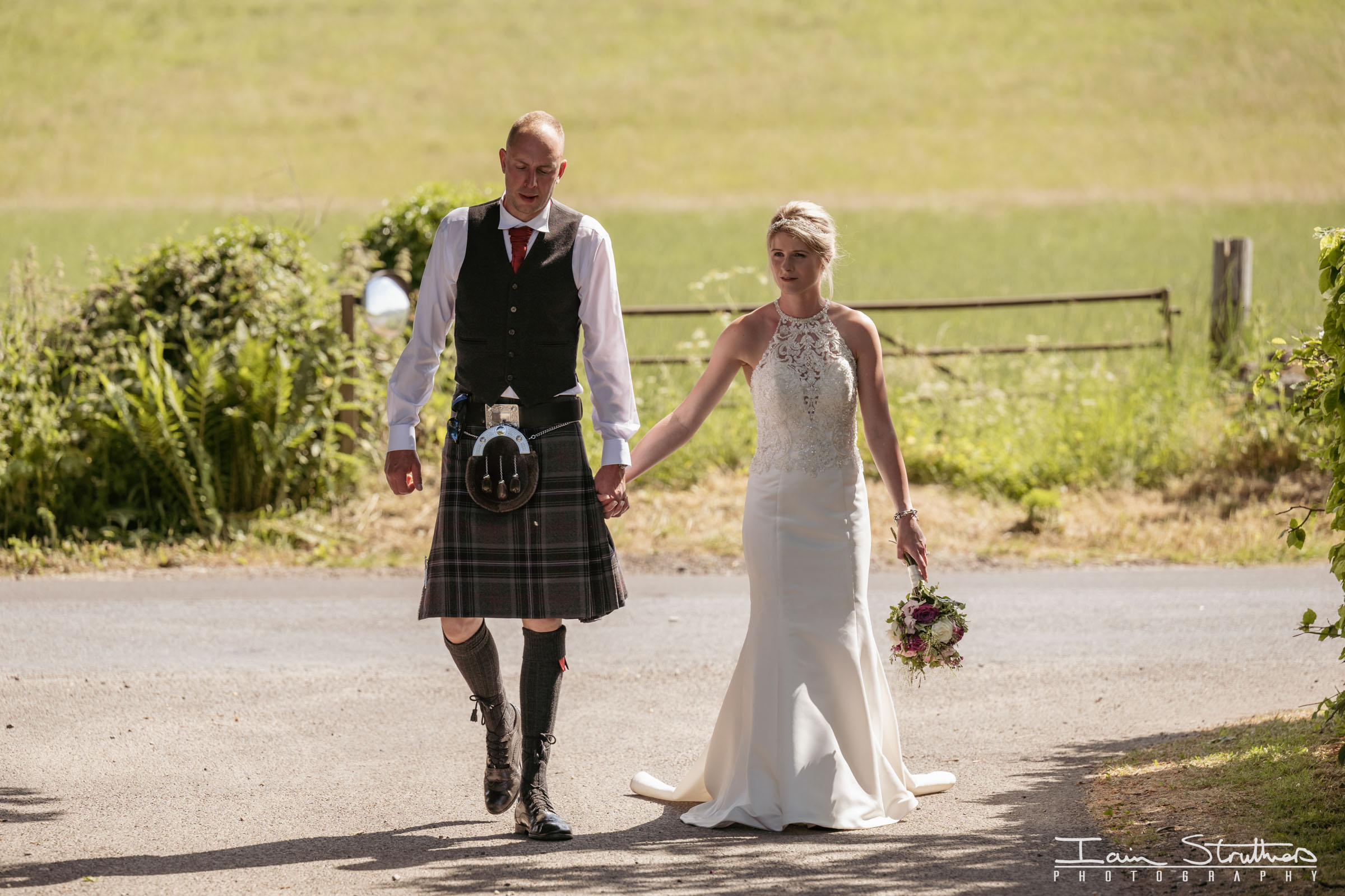 Lauren & Gavin wedding photograph 27