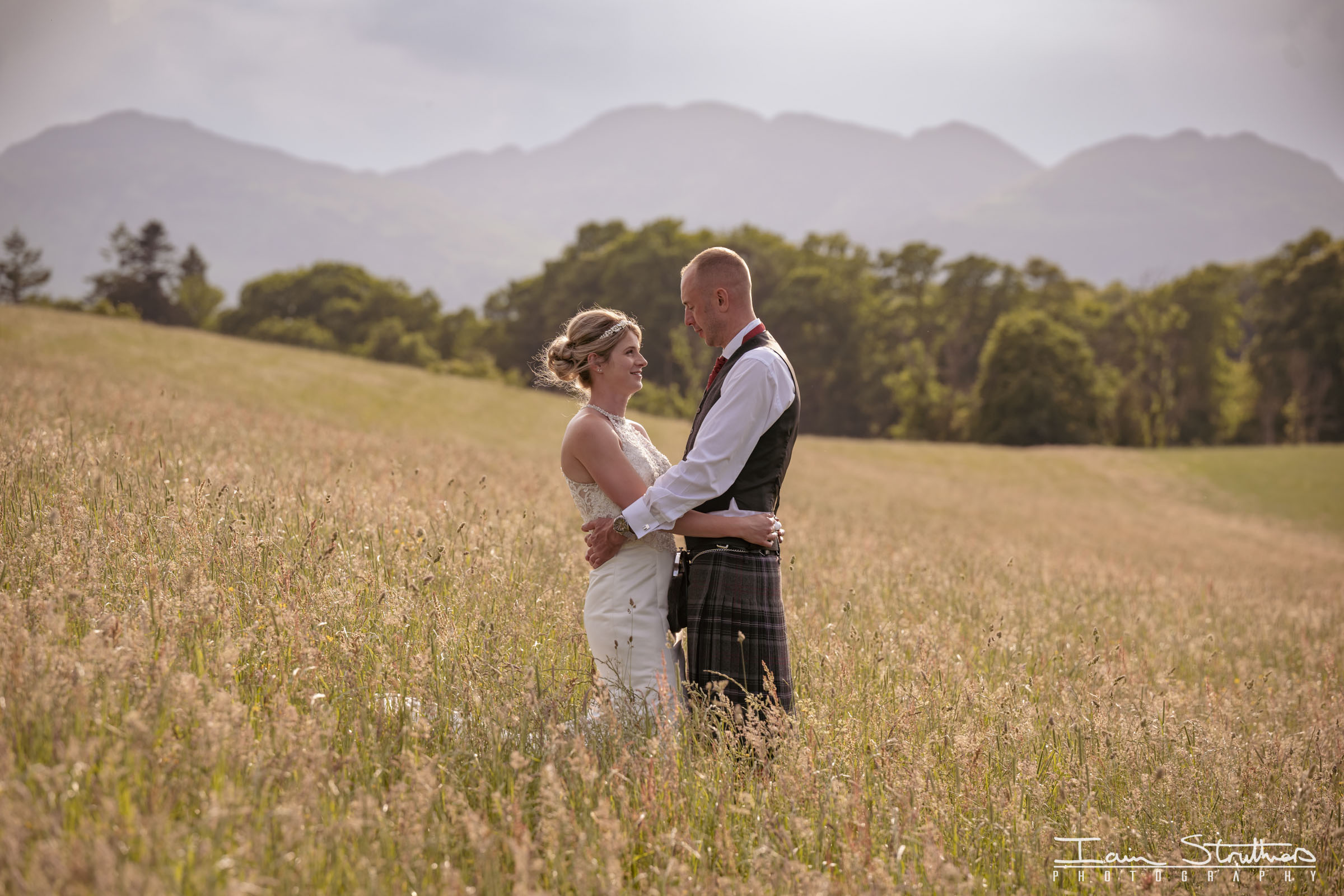 Lauren & Gavin wedding photograph 39