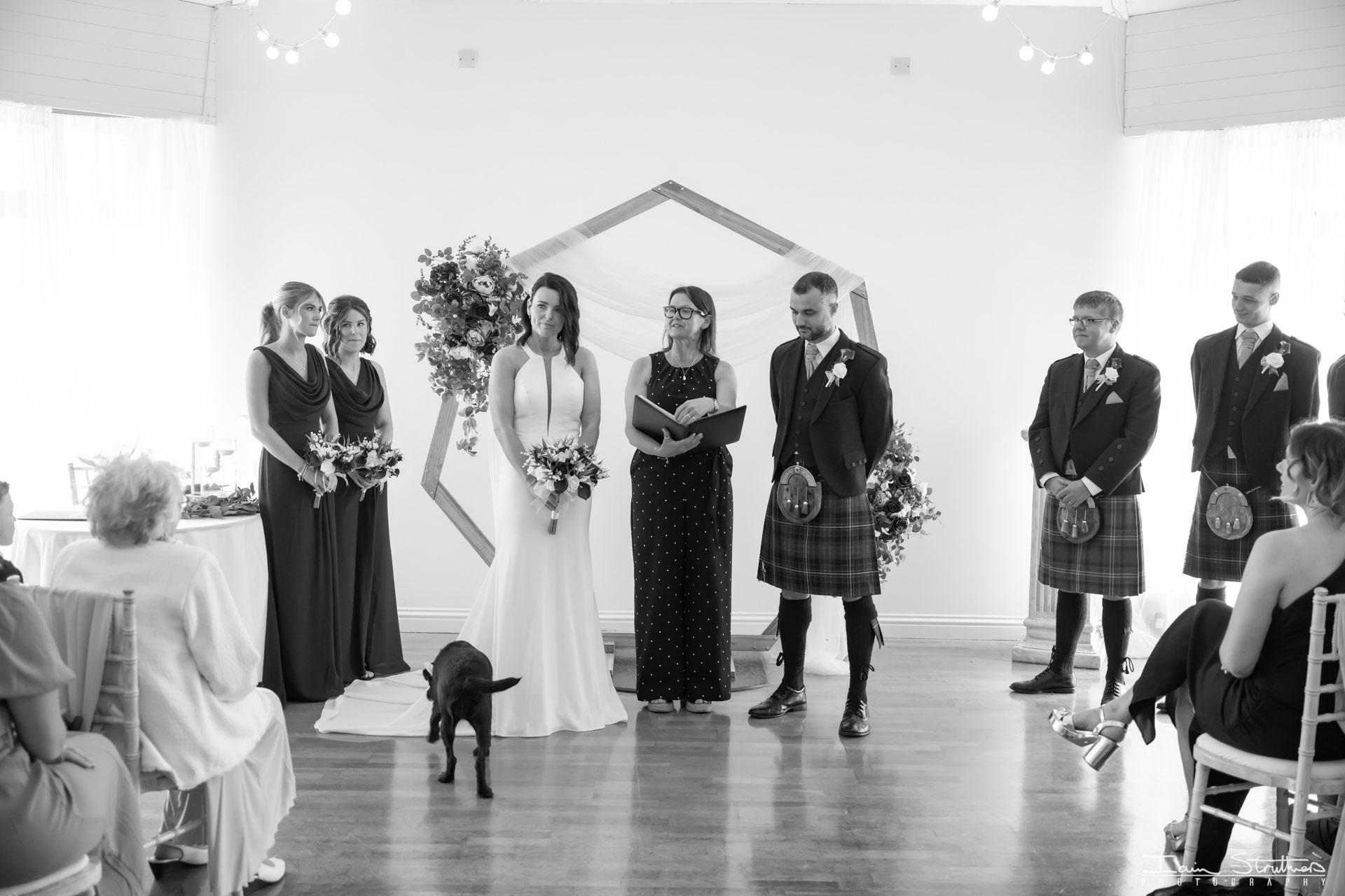 Laura & Neil wedding photograph 17