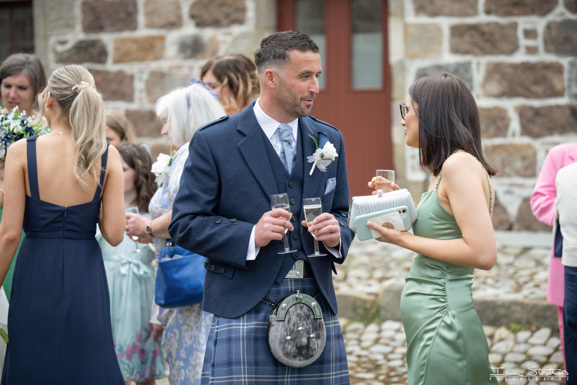 Laura & Neil wedding photograph 25