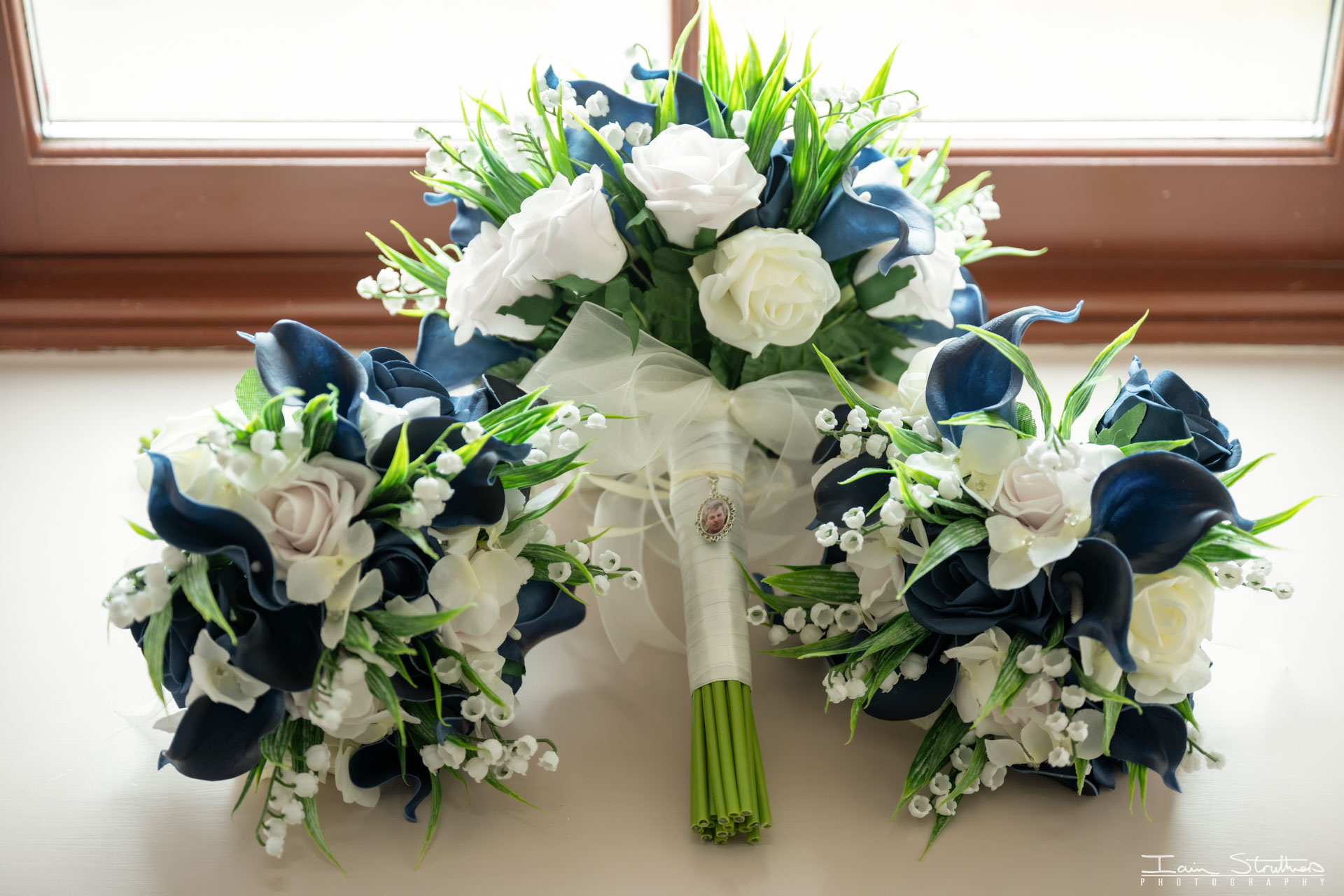 Laura & Neil wedding photograph 3