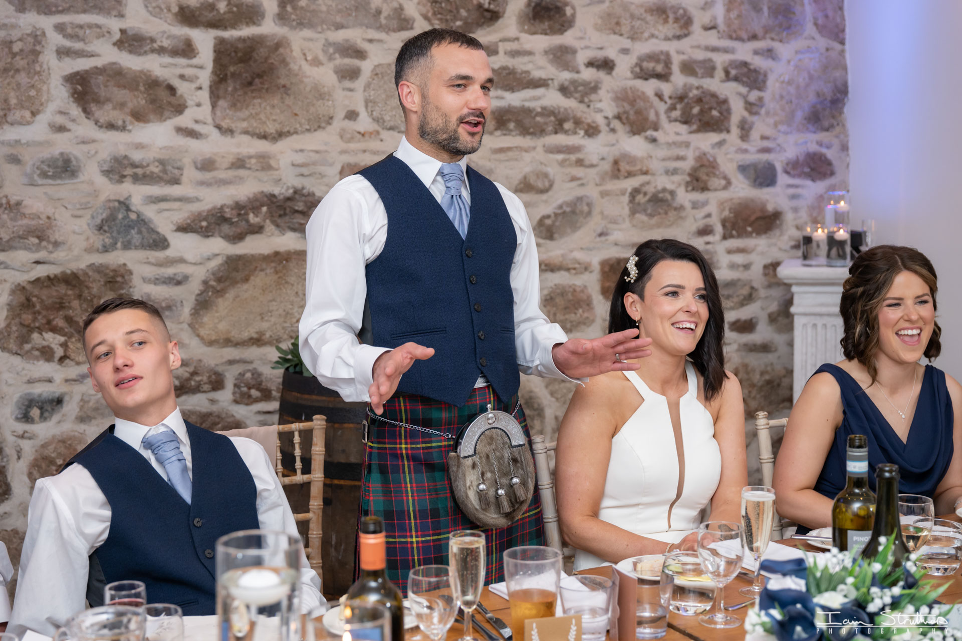 Laura & Neil wedding photograph 47