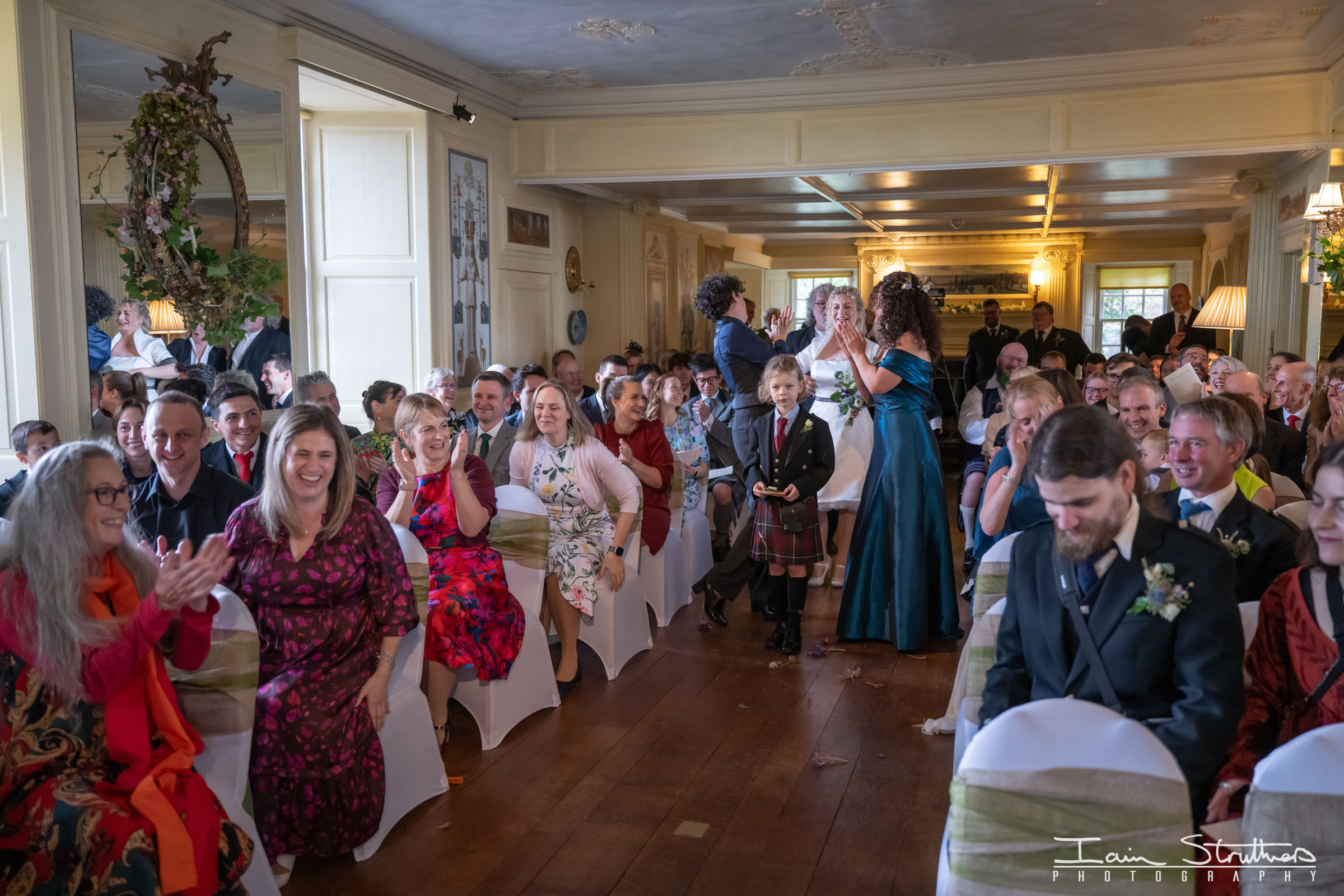 Miriam & Ruaraidh wedding photograph 19